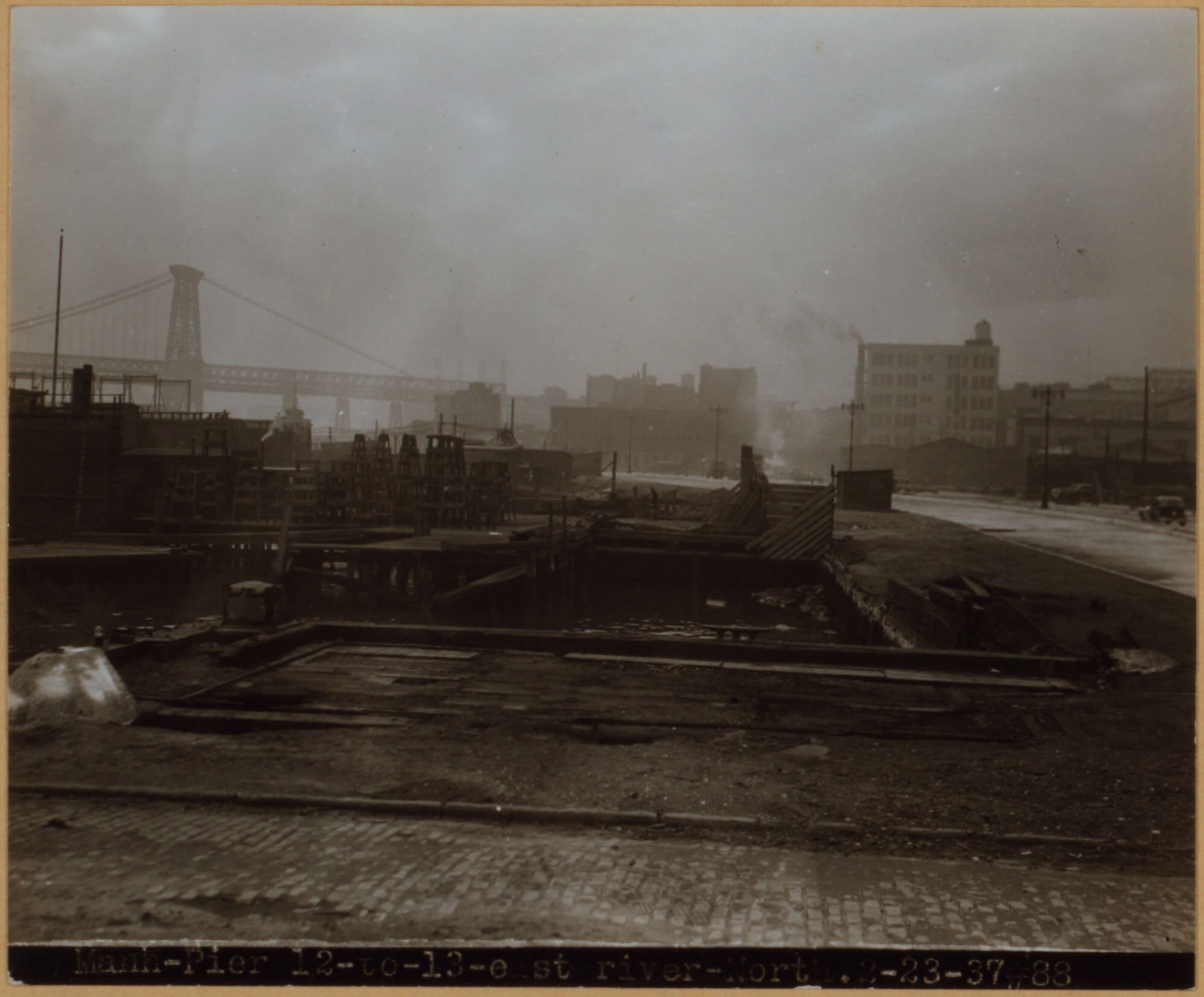 Manhattan: East River Drive - 8th Street (East)