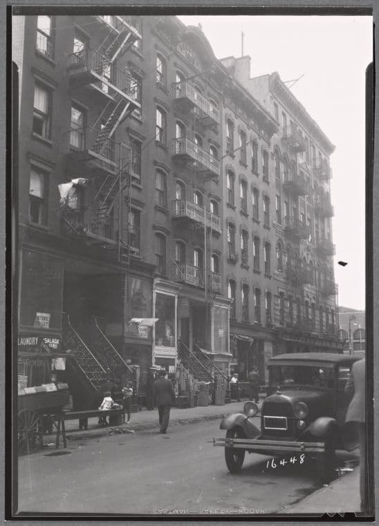 Street view with tenements and residents: 102 Hester St.-Forsyth-Eldridge St., Manhattan