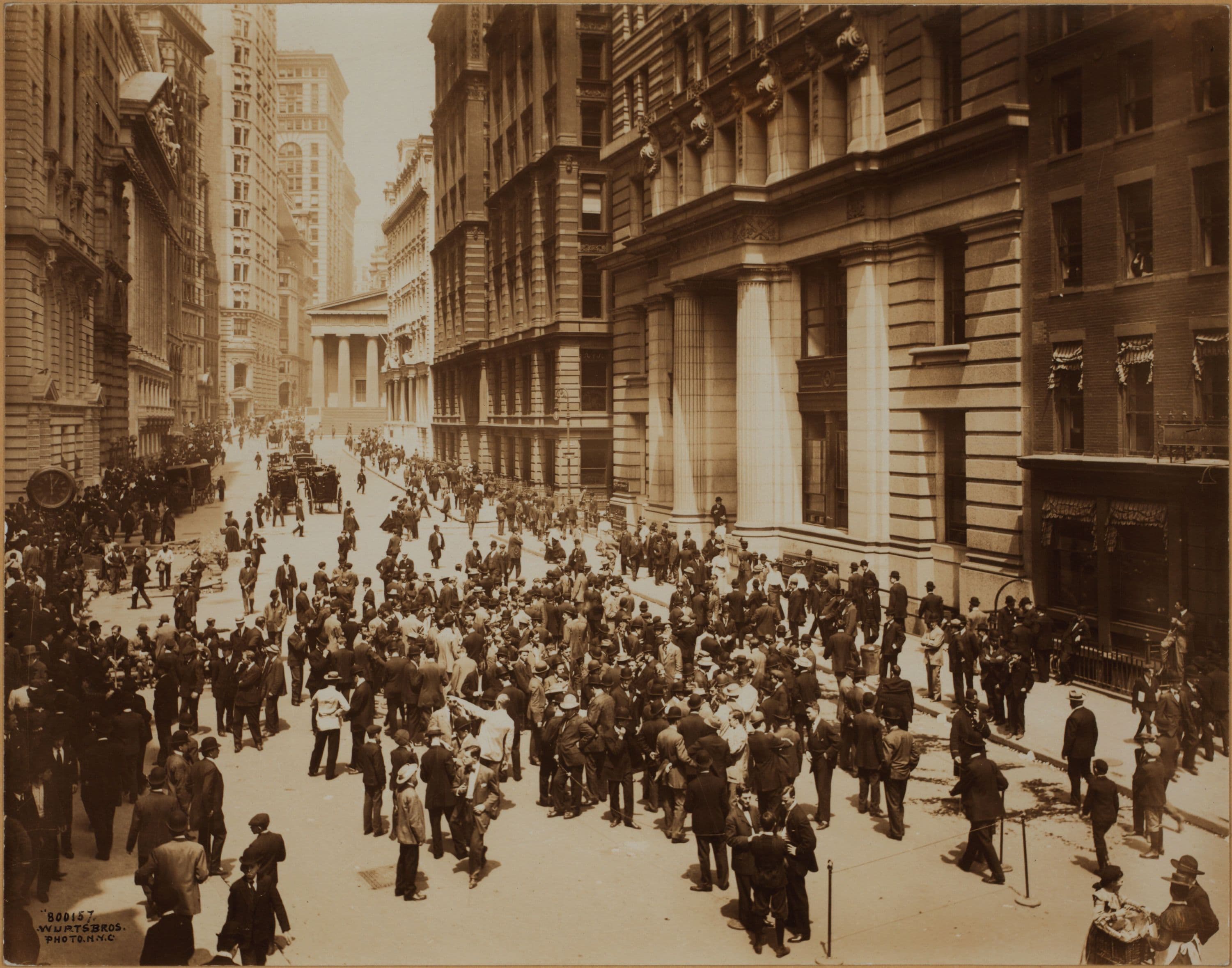 Manhattan: Broad Street - Exchange Place