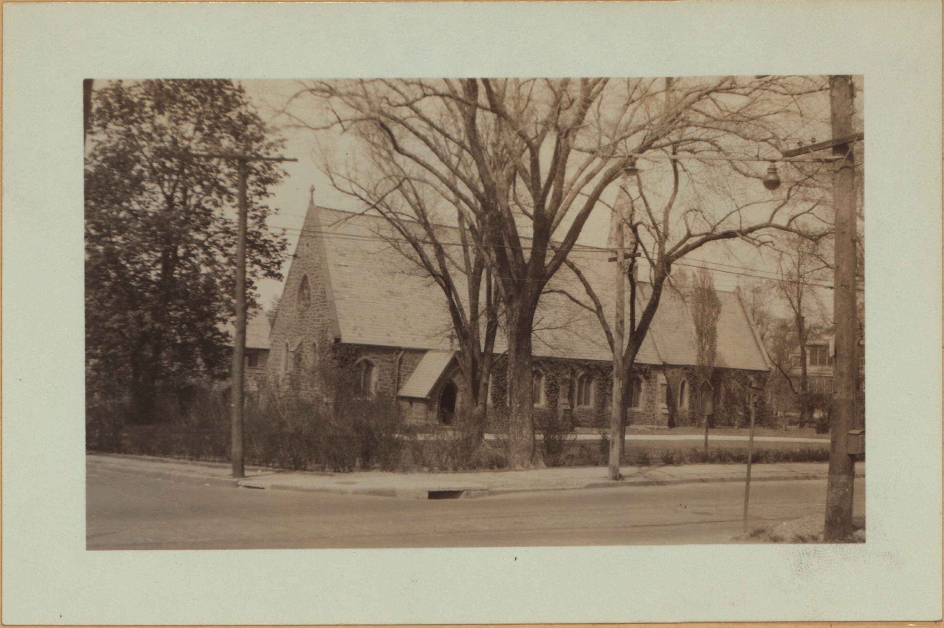 Richmond: Castleton Avenue - Davis Avenue