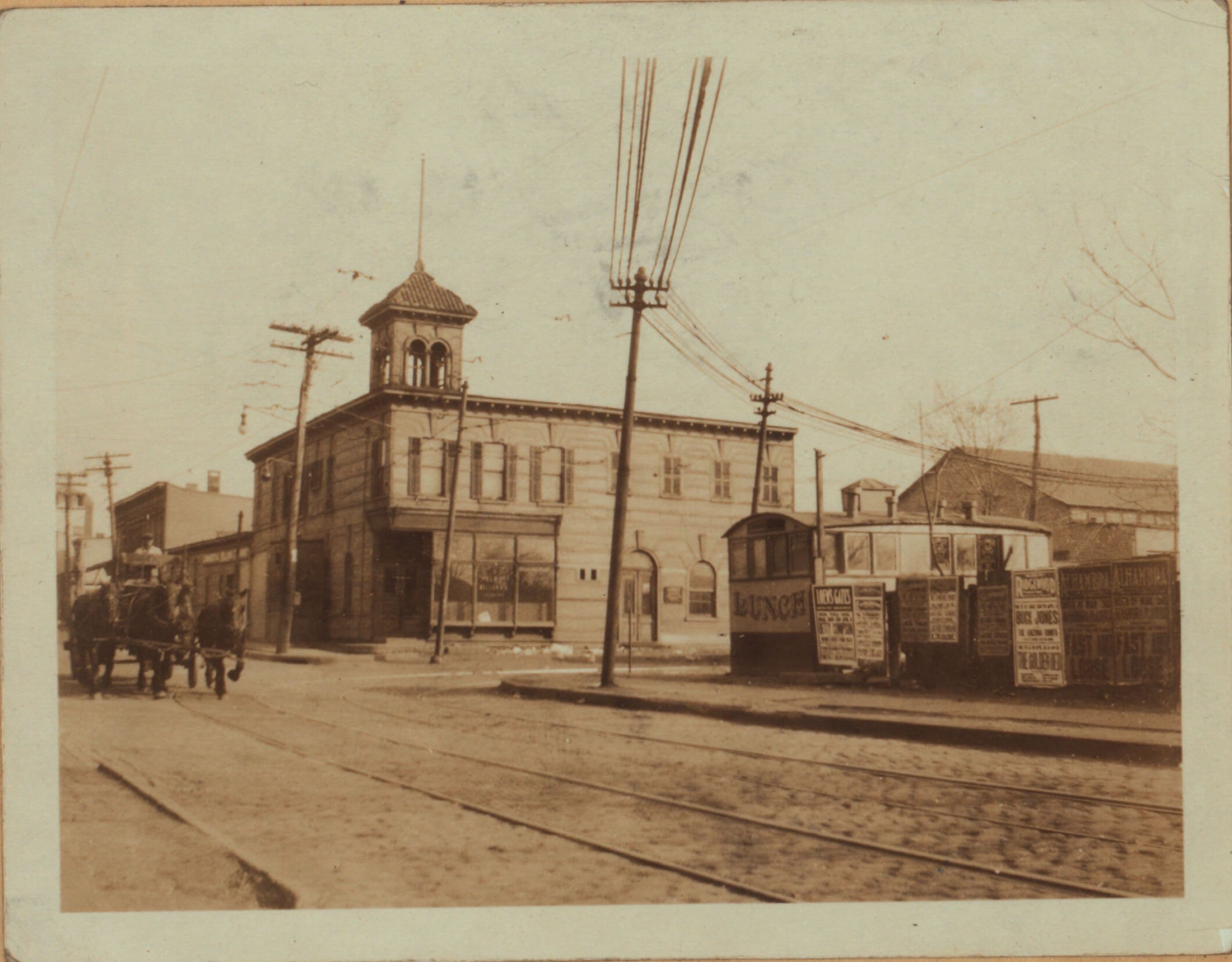 Queens: Wyckoff Avenue - Halsey Street