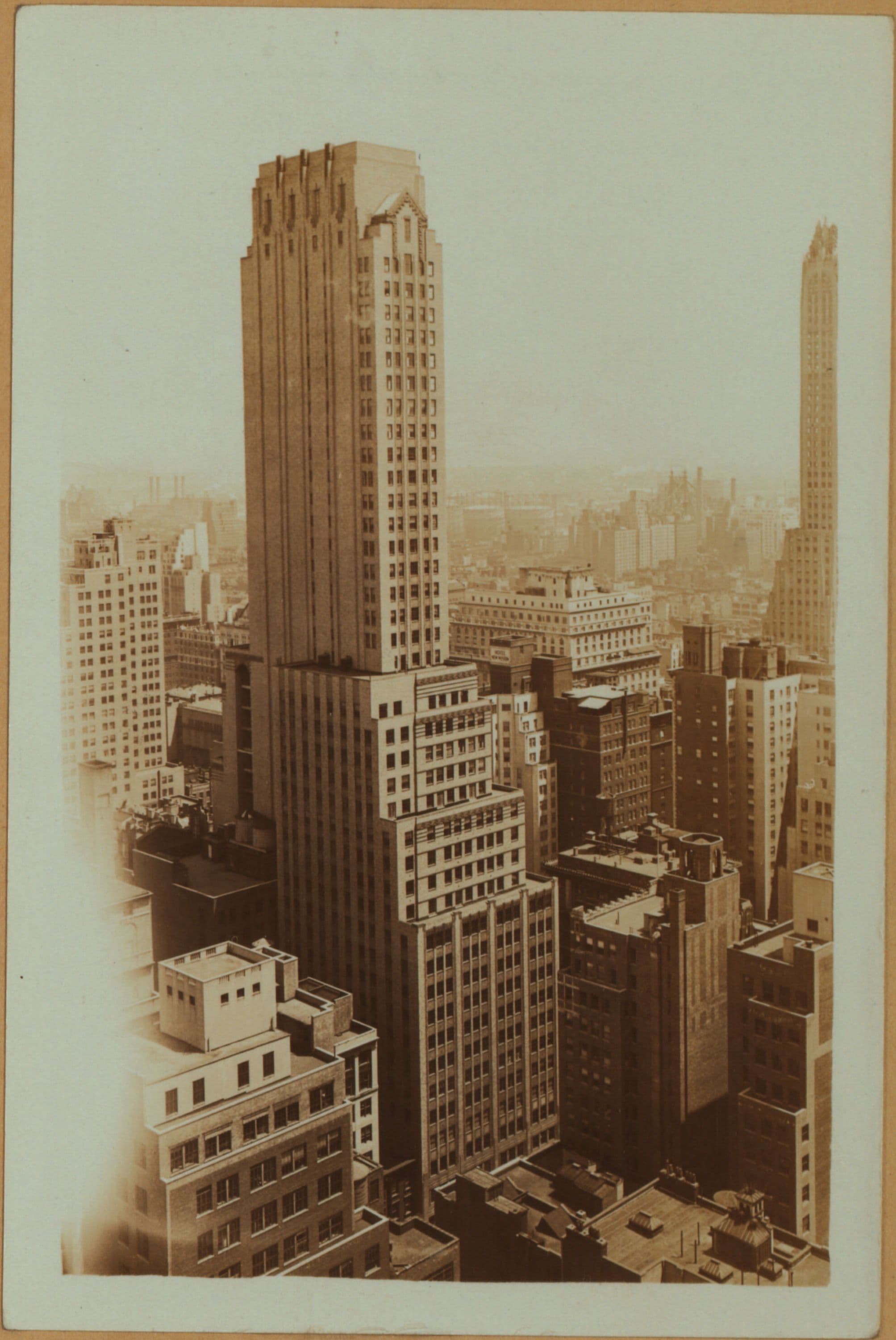 General view - 5th Avenue - East.