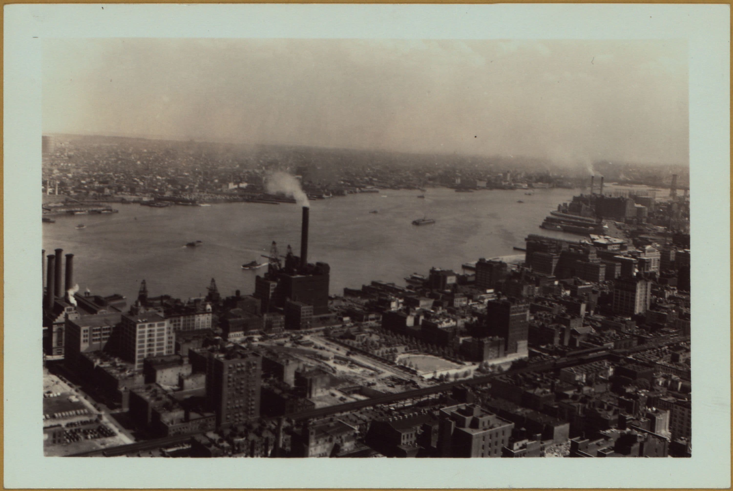 Manhattan: St. Gabriel's Park.