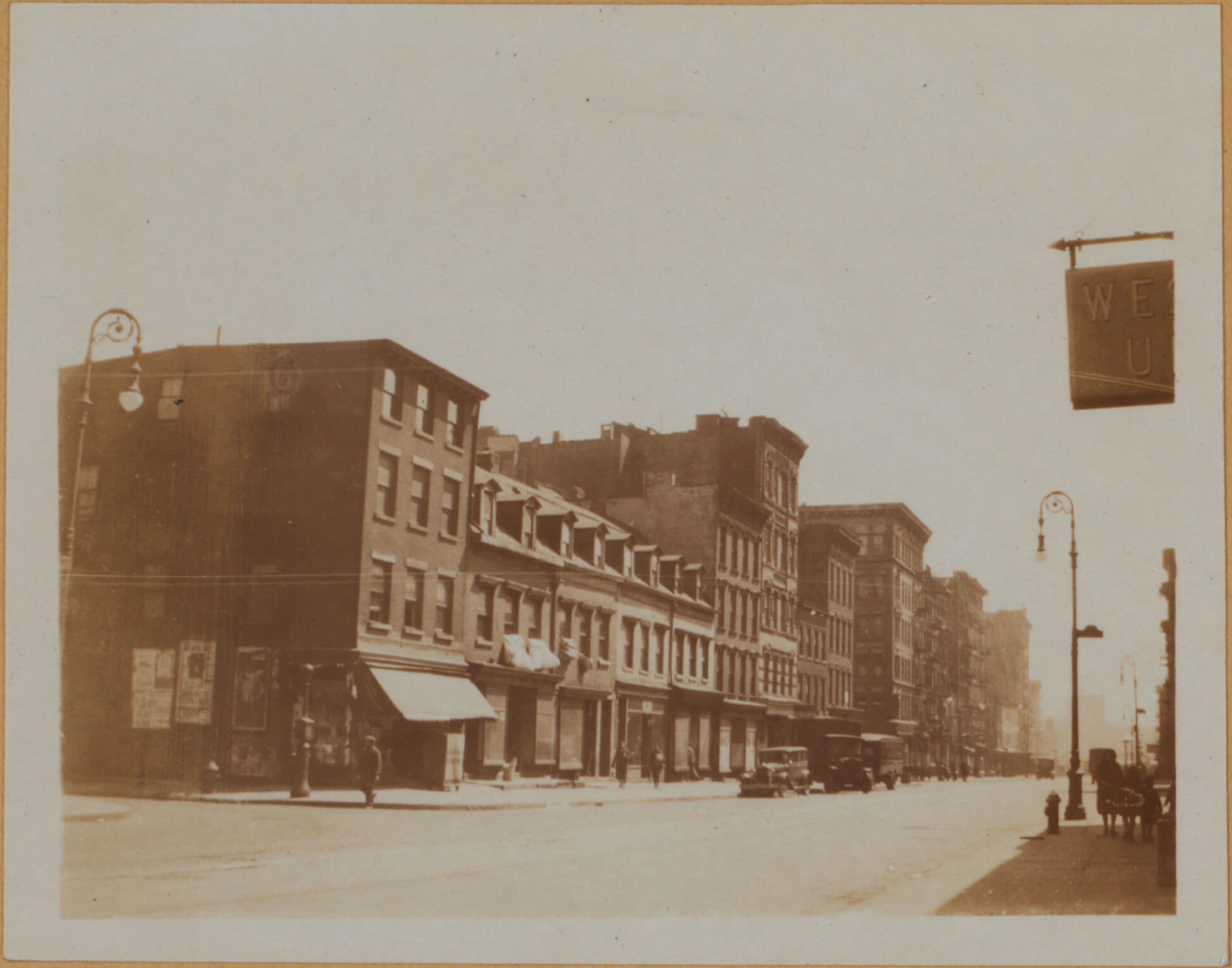 Manhattan: Grand Street - Columbia Street