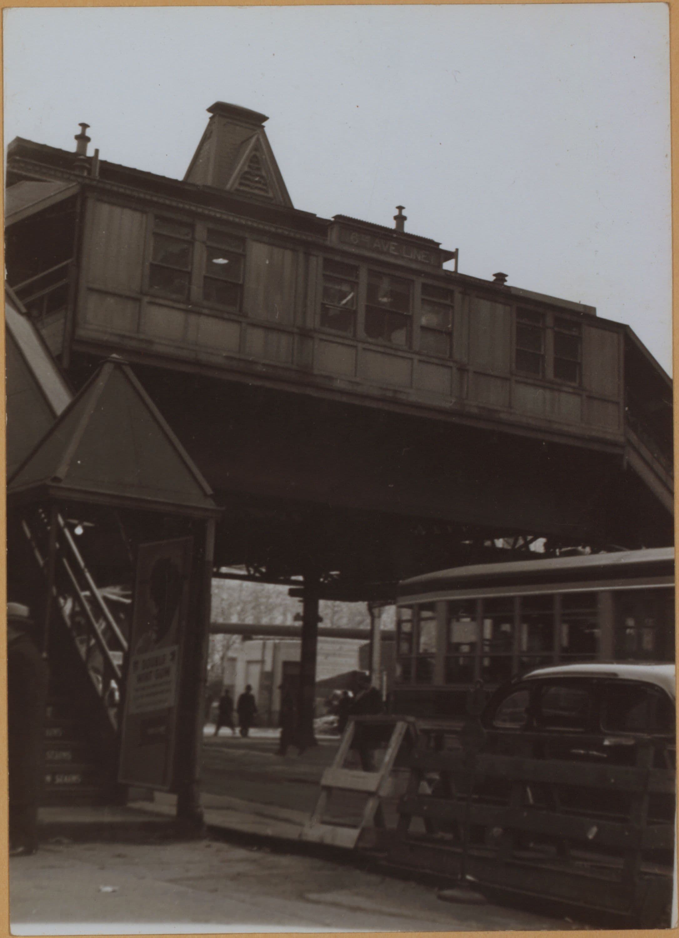 Manhattan: 6th Avenue - 42nd Street (West)