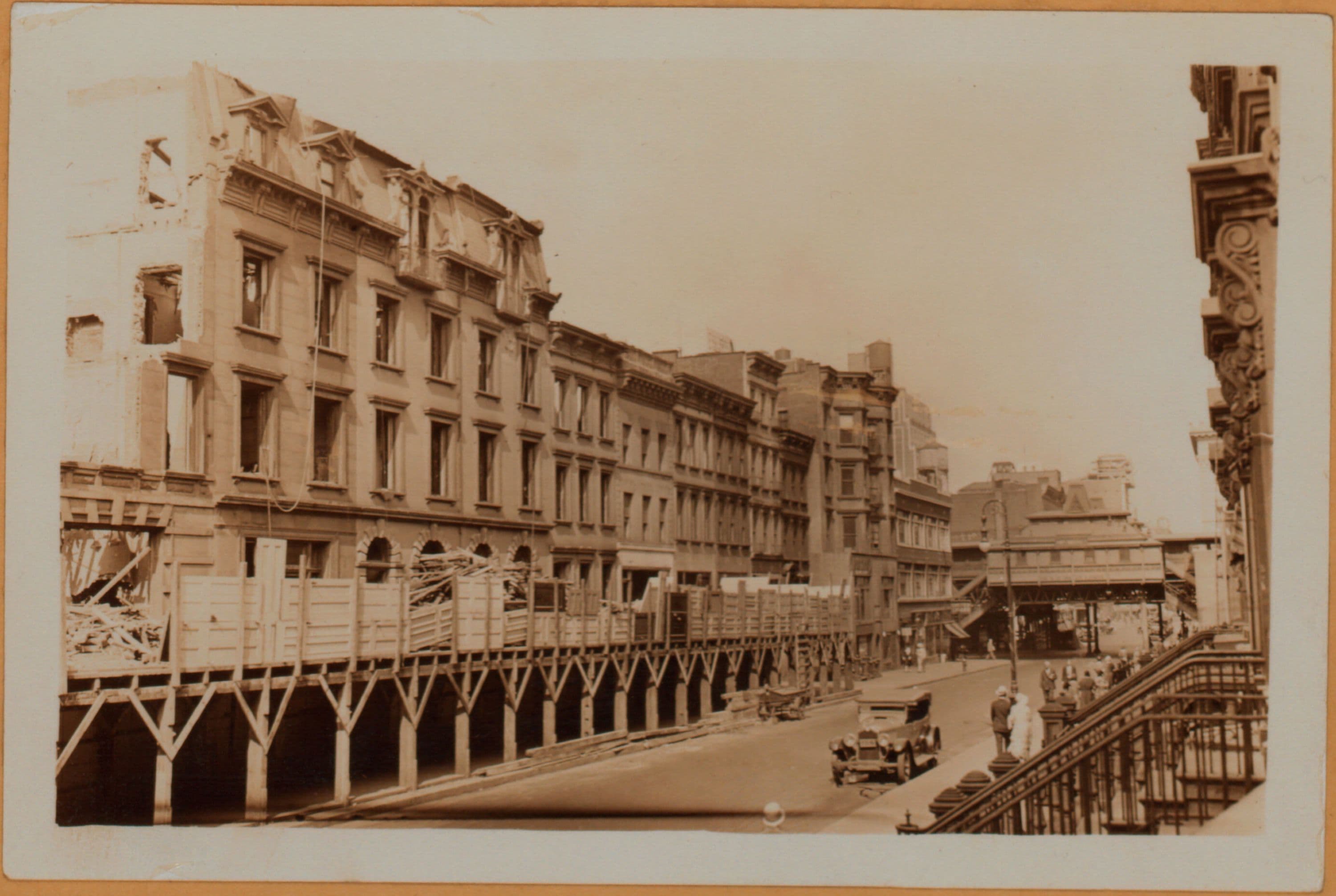 Manhattan: 50th Street - 5th Avenue