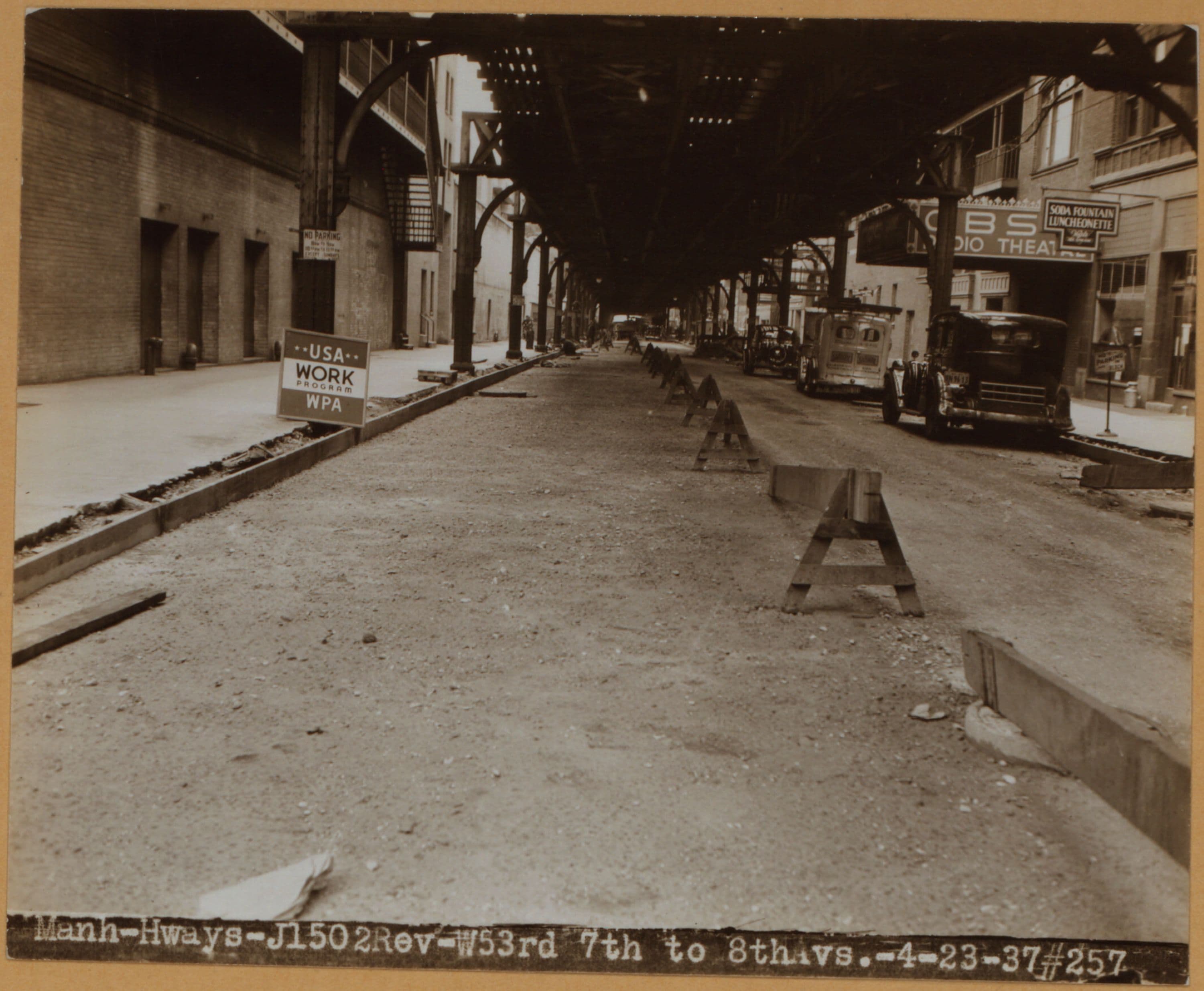 Manhattan: 53rd Street (West) - Broadway