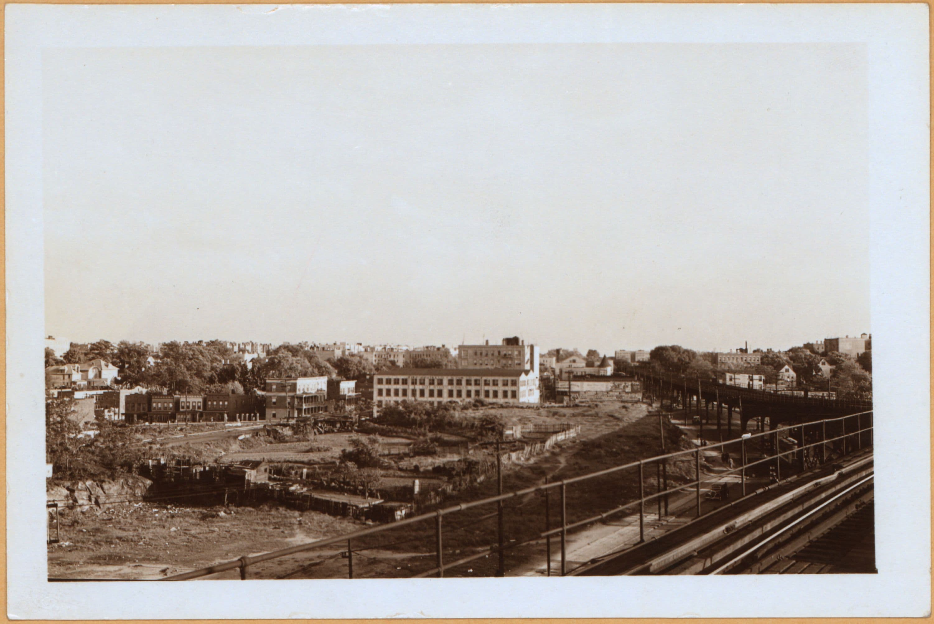 Bronx: White Plains Road - Gunhill Road (East)
