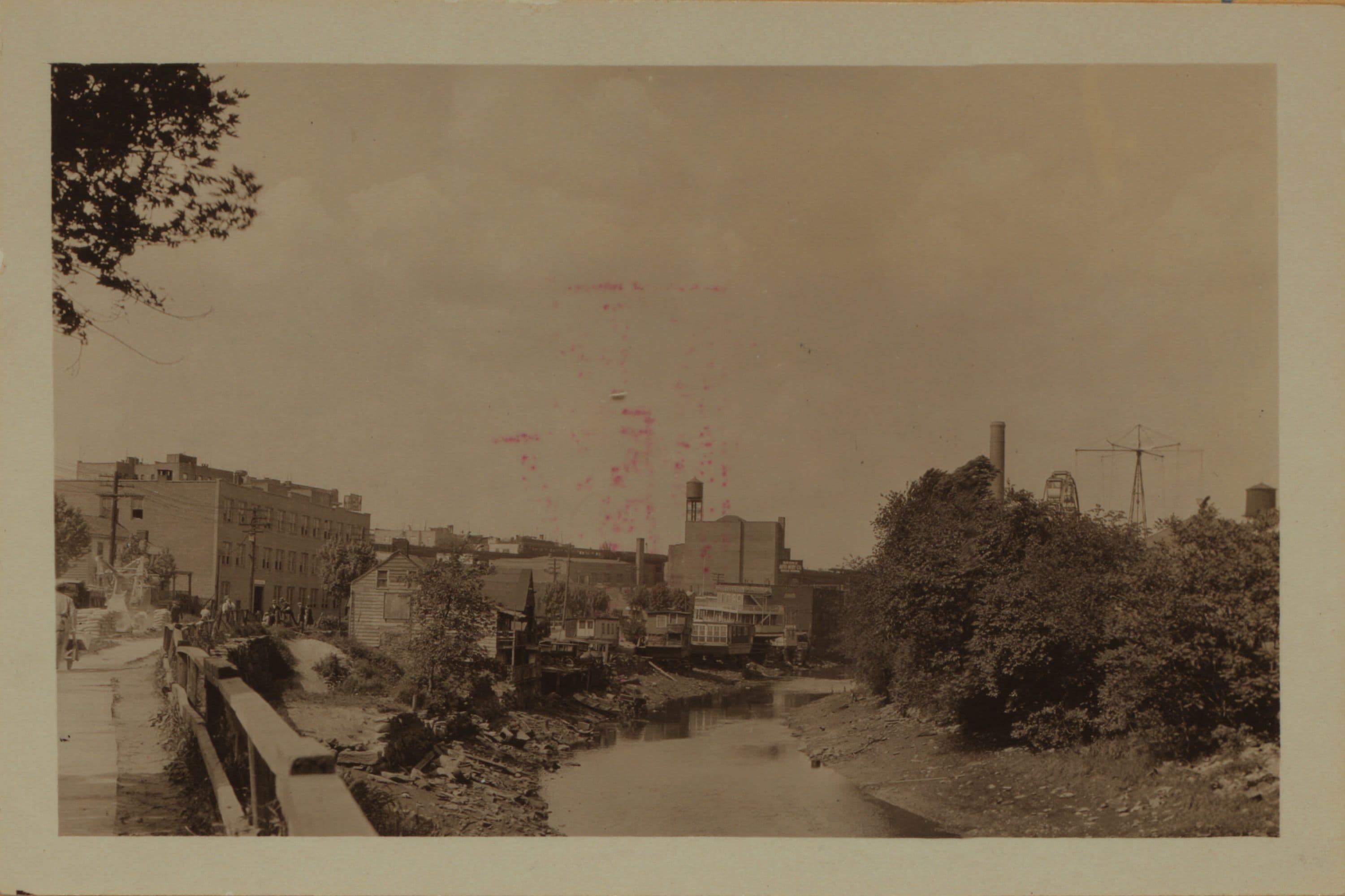 Bronx River -- N - E 174th Street (East)