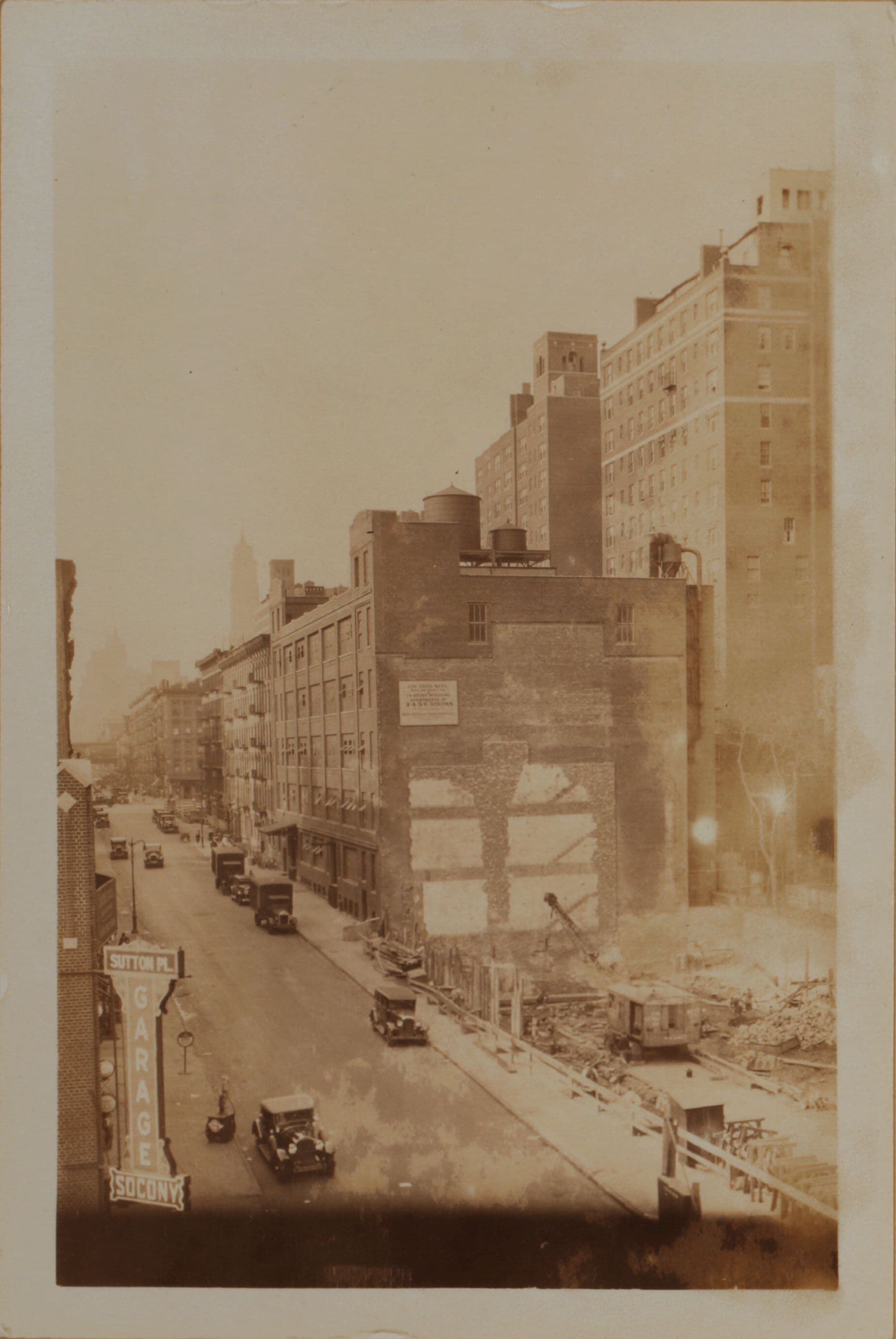 Manhattan: 56th Street - Sutton Place.