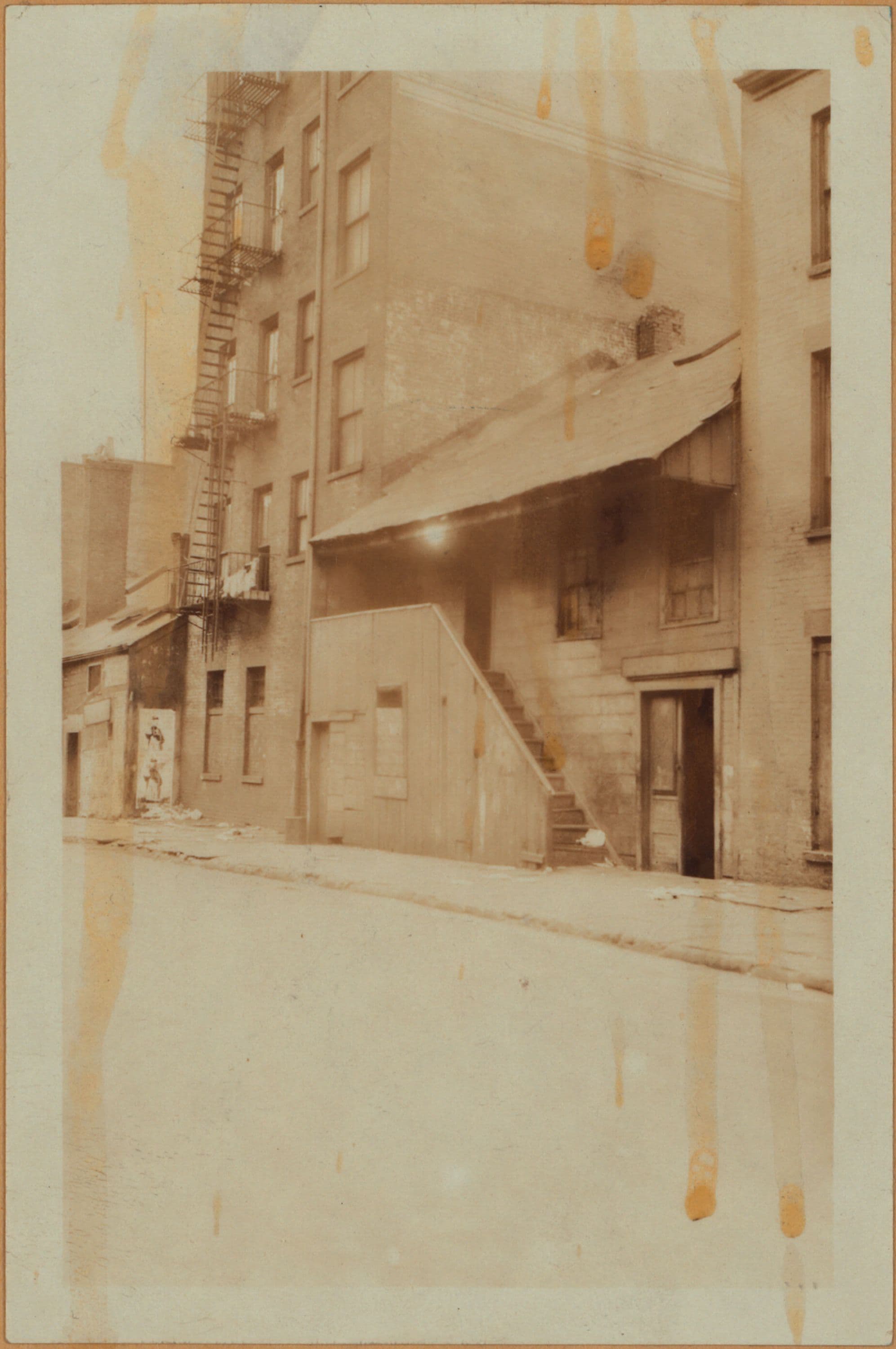 Manhattan: Weehawken Street - 10th Street (West)