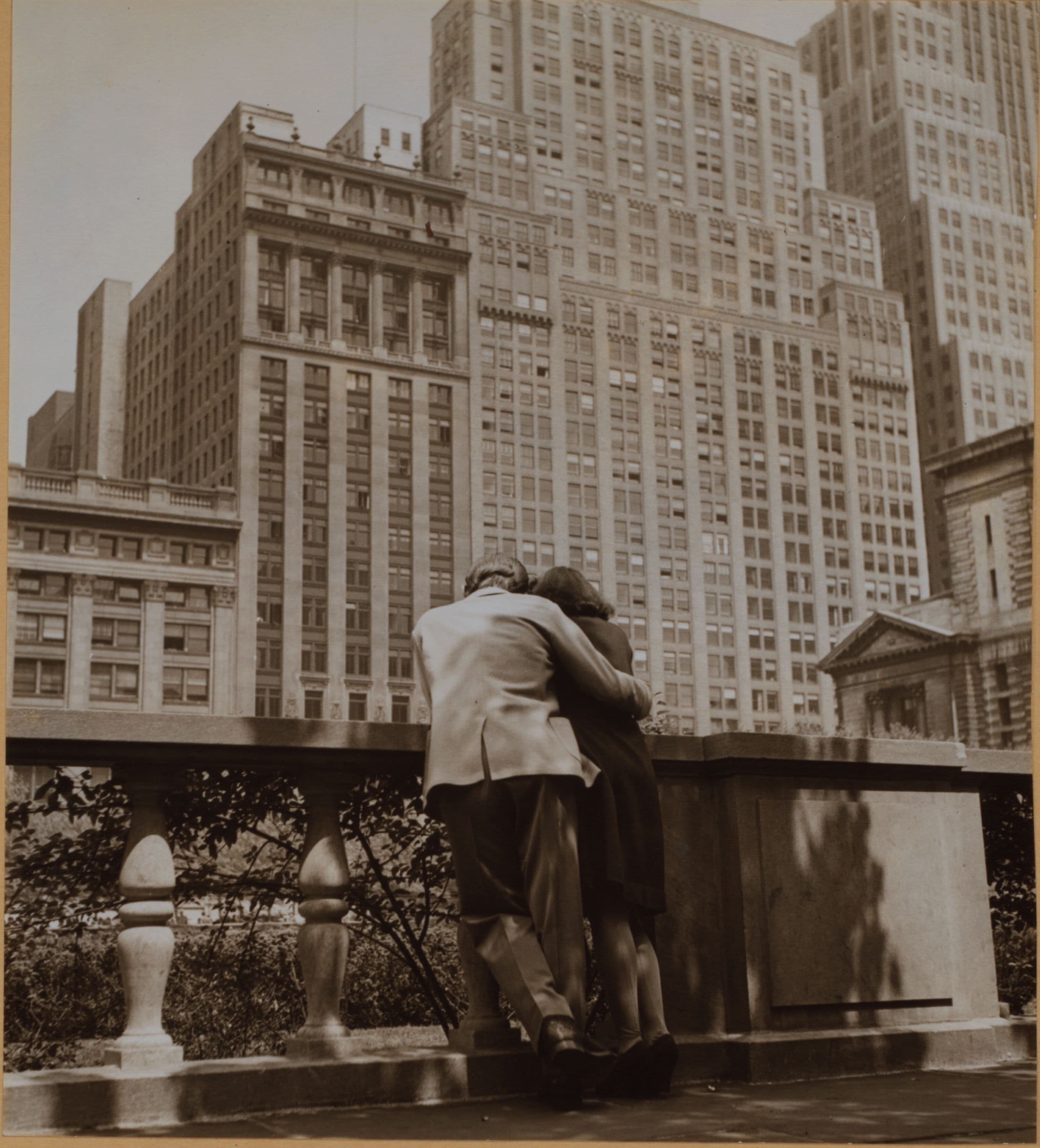 Manhattan: Bryant Park - Street Scenes, 1941