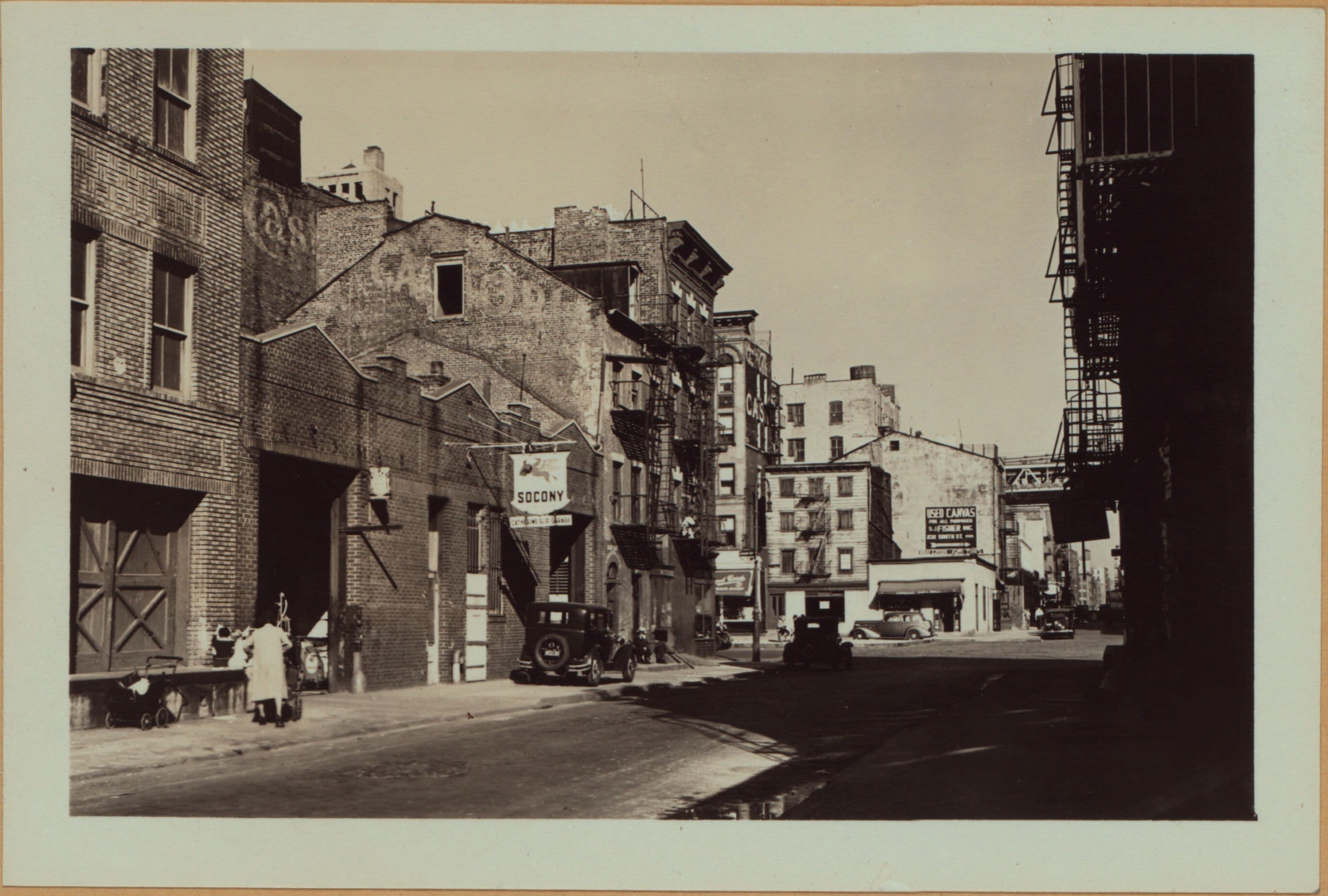 Manhattan: Water Street - Catherine Slip