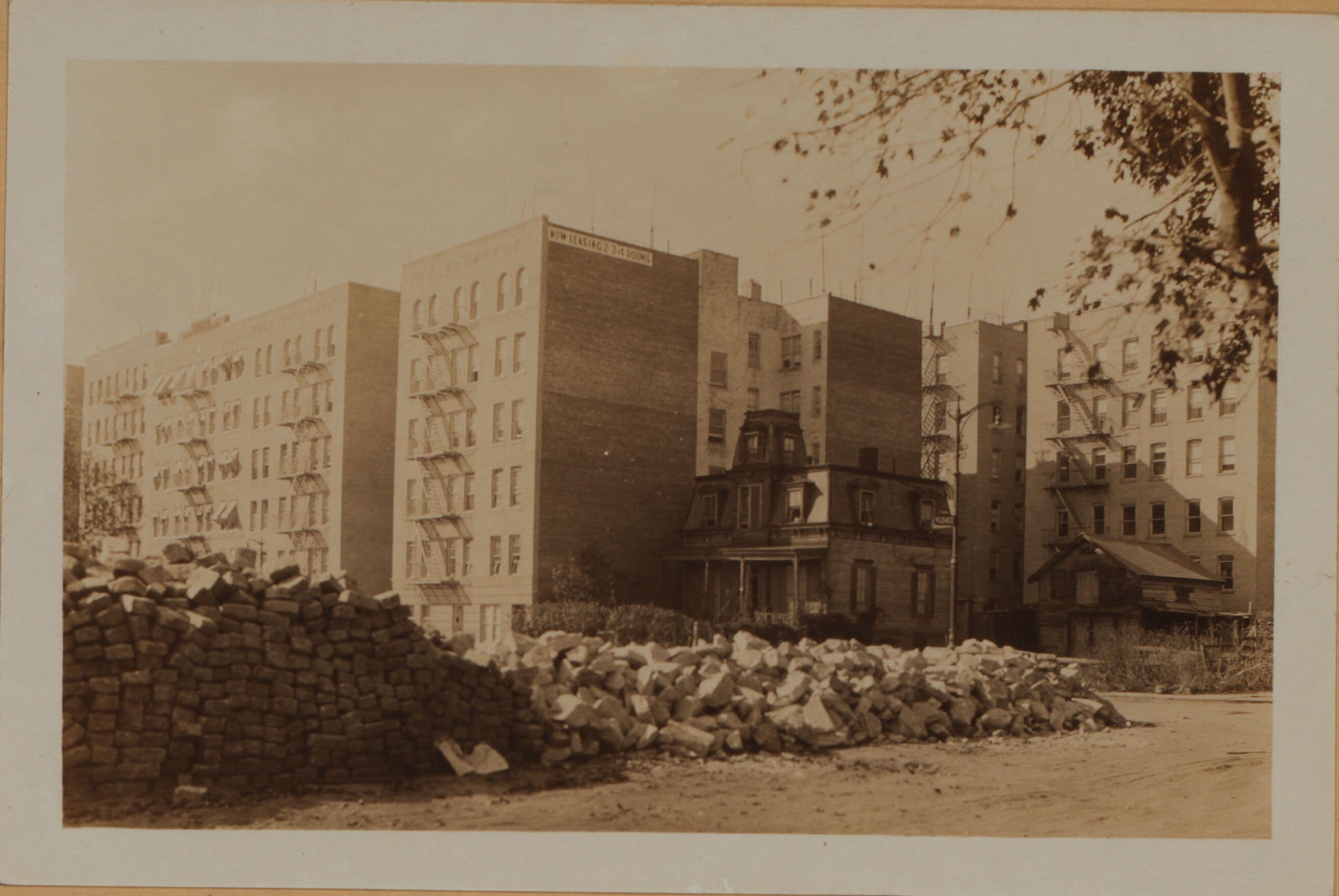 Manhattan: Cooper Street - 204th Street