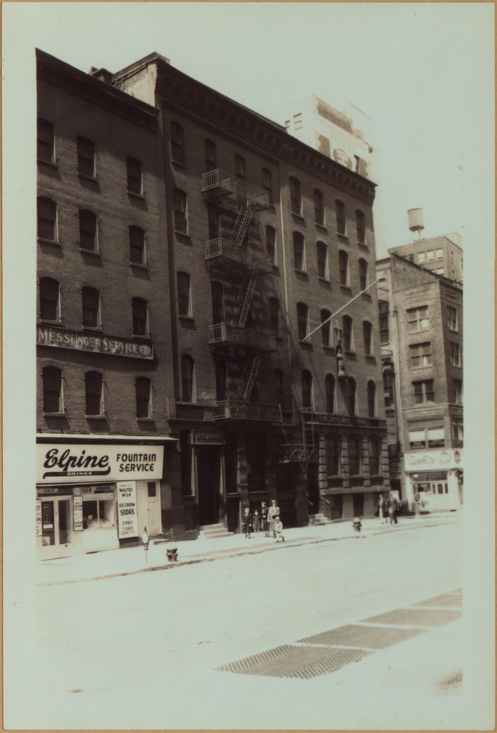 Manhattan: Trinity Place - Thames Street