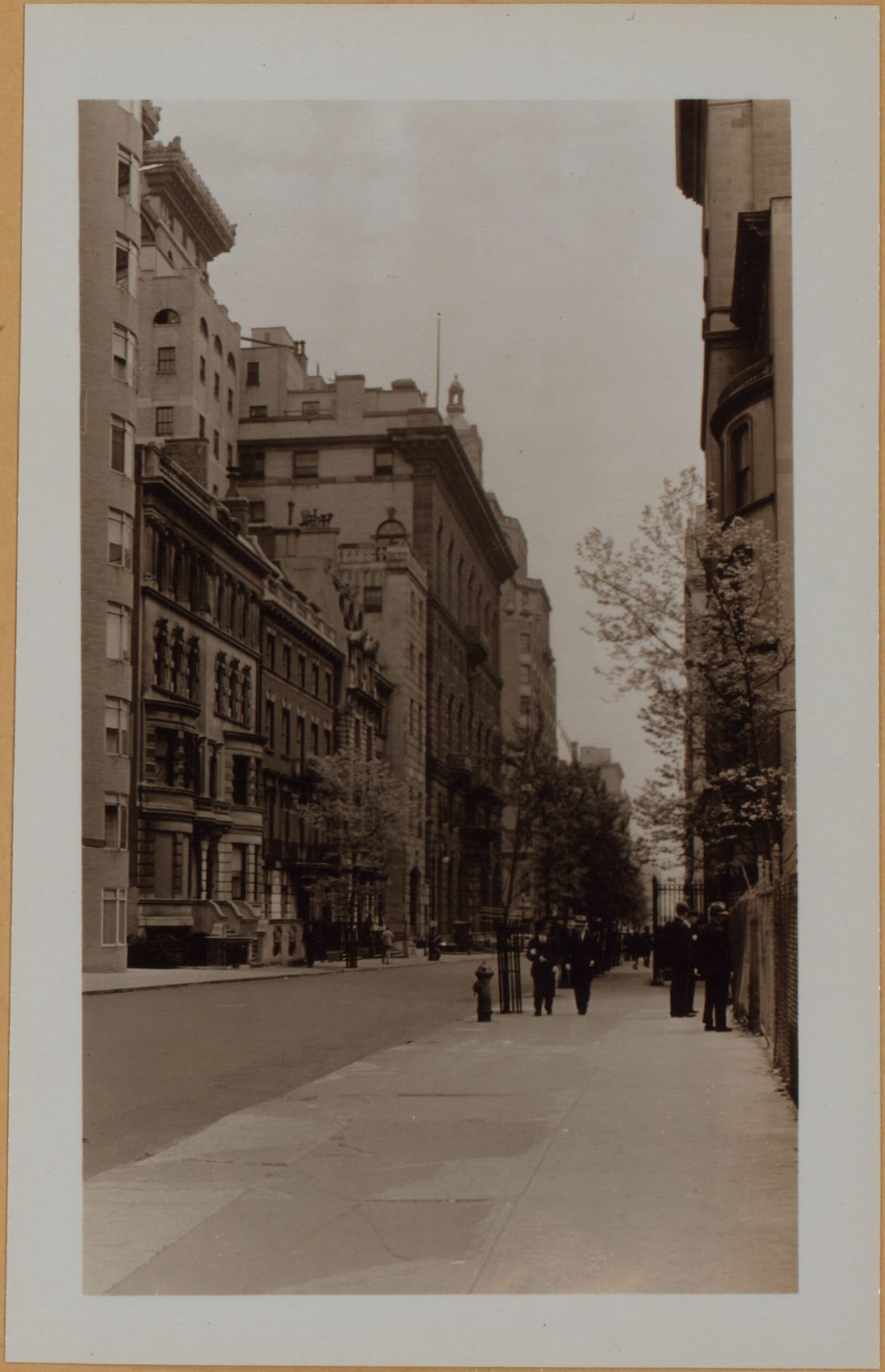 Manhattan: 54th Street - 5th Avenue