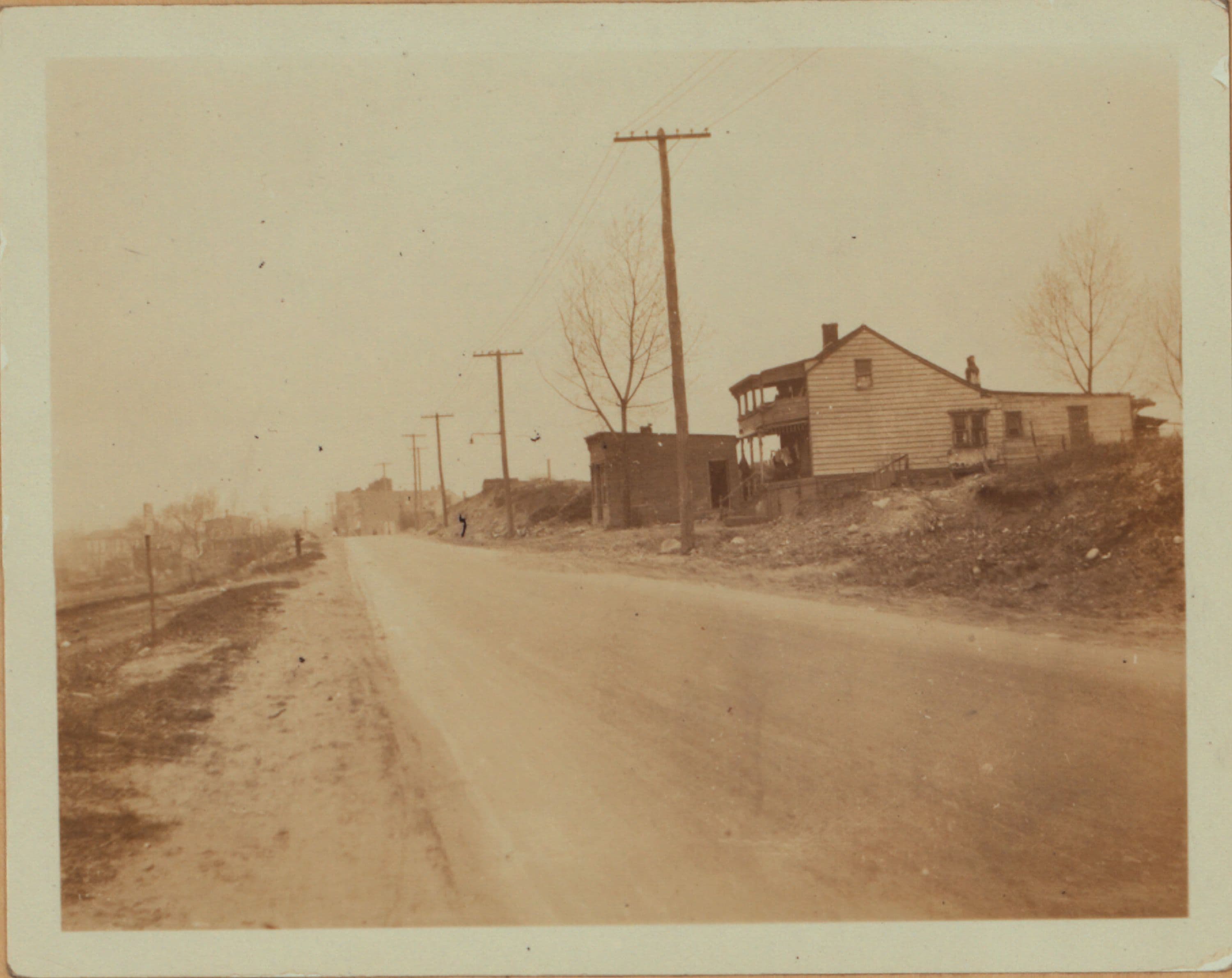 Queens: Cooper Avenue - 80th Avenue