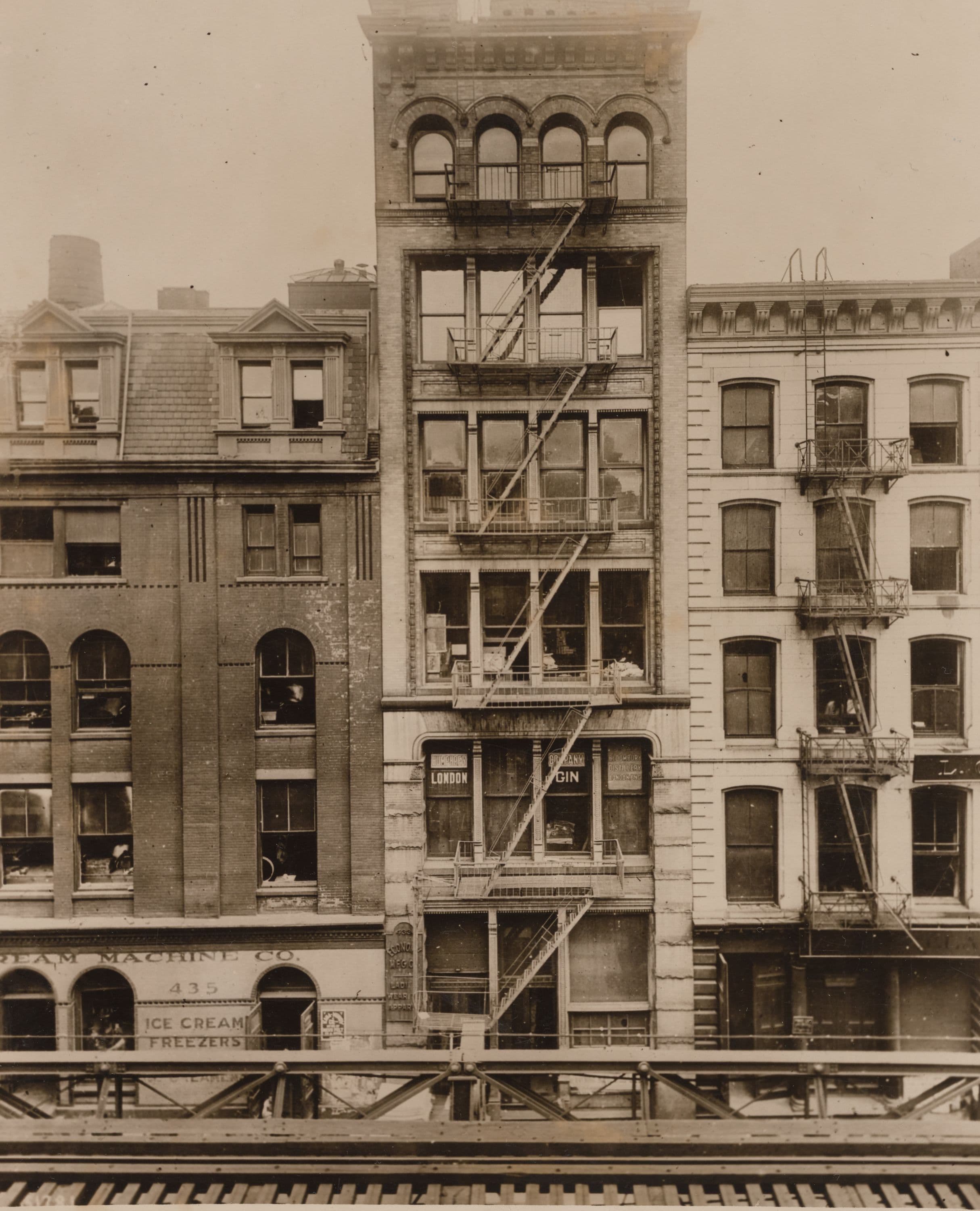 Manhattan: West Broadway - Prince Street