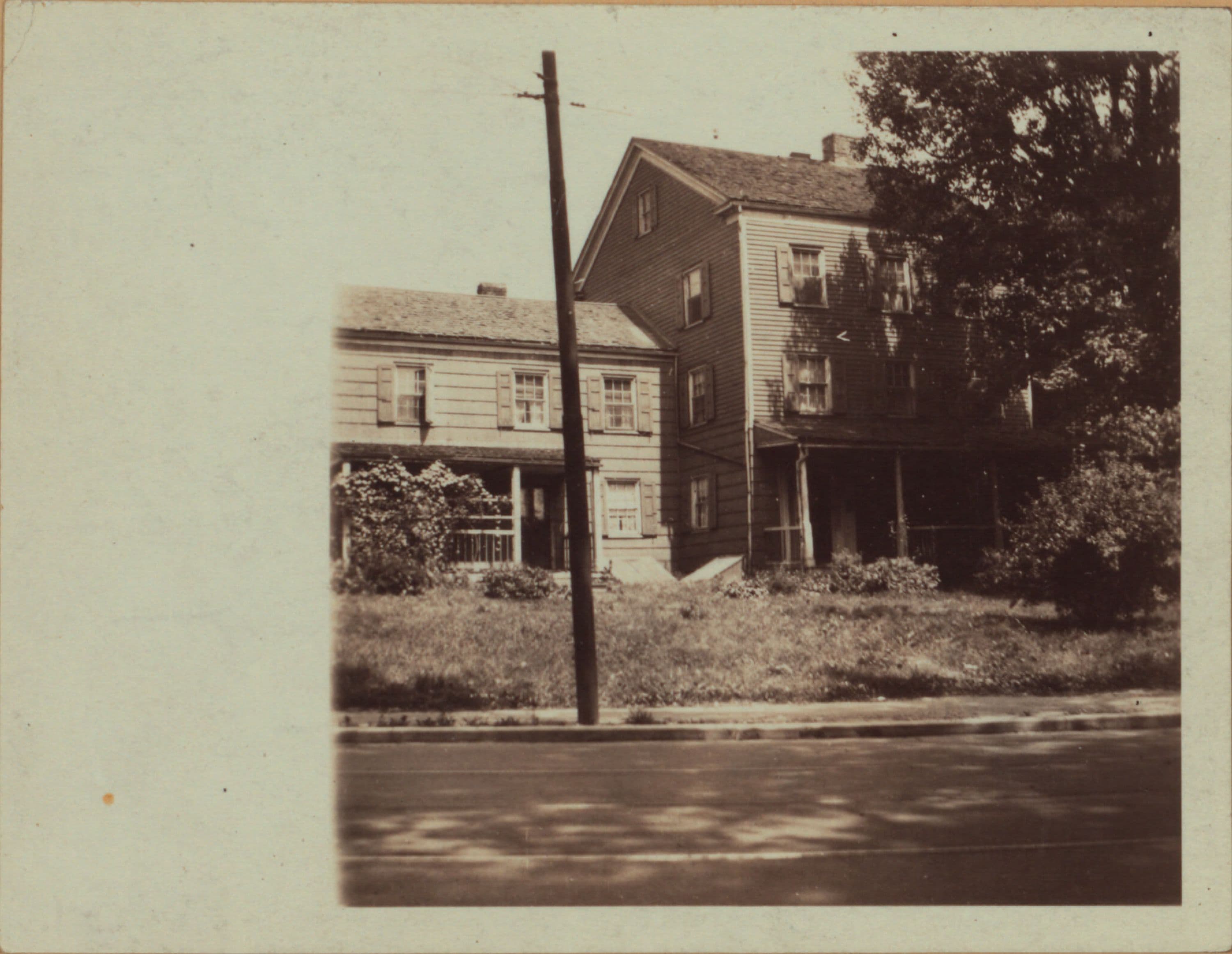 Queens: Broadway - Victor Avenue