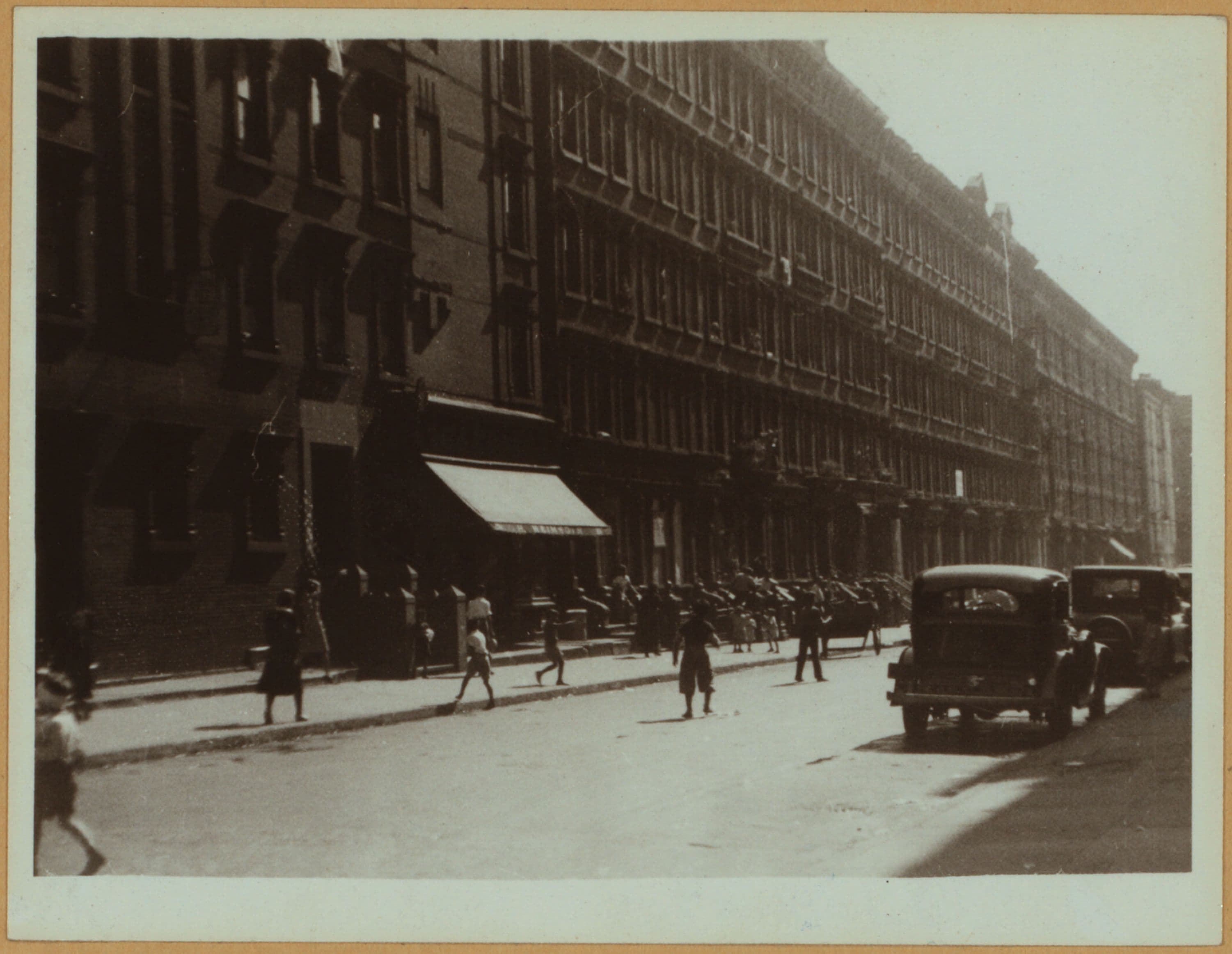 Social conditions - Housing - Views of tenements in poor neighborhoods of Manhattan.