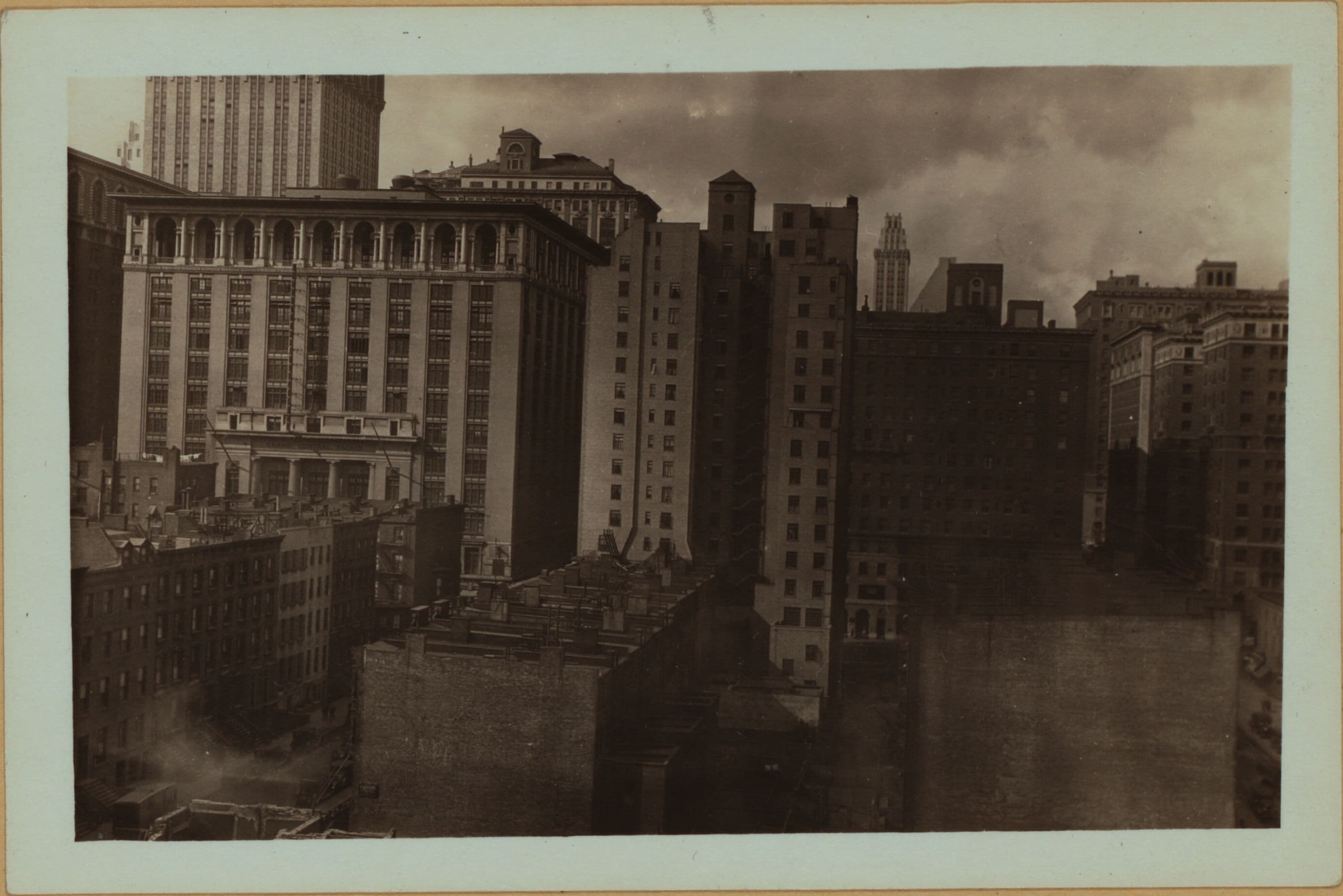 General view - Midtown Manhattan - East 40s.