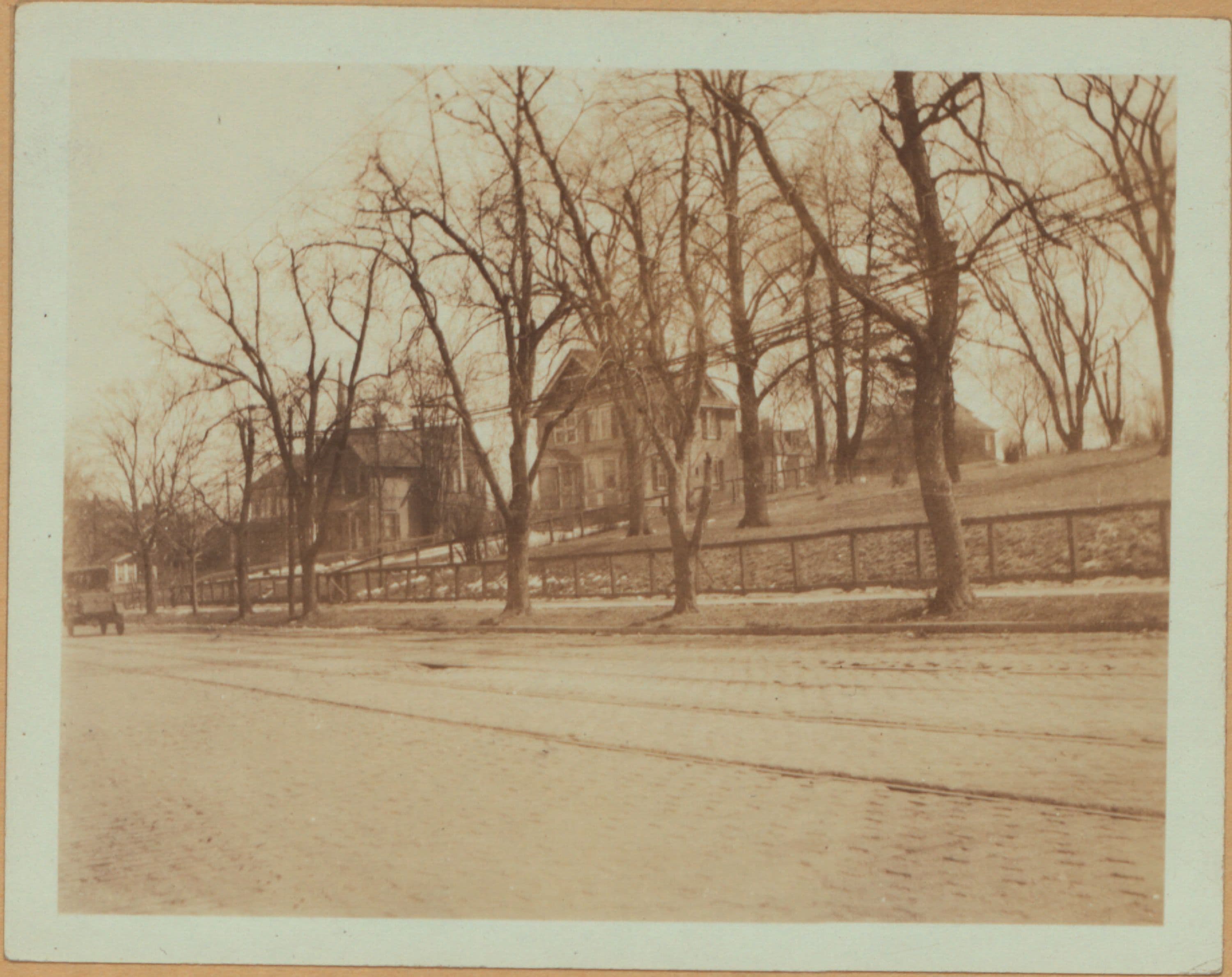 Queens: Grand Avenue - Queens Boulevard