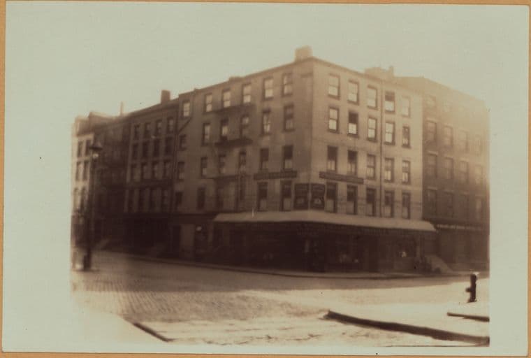 Manhattan: Pearl Street - Broad Street