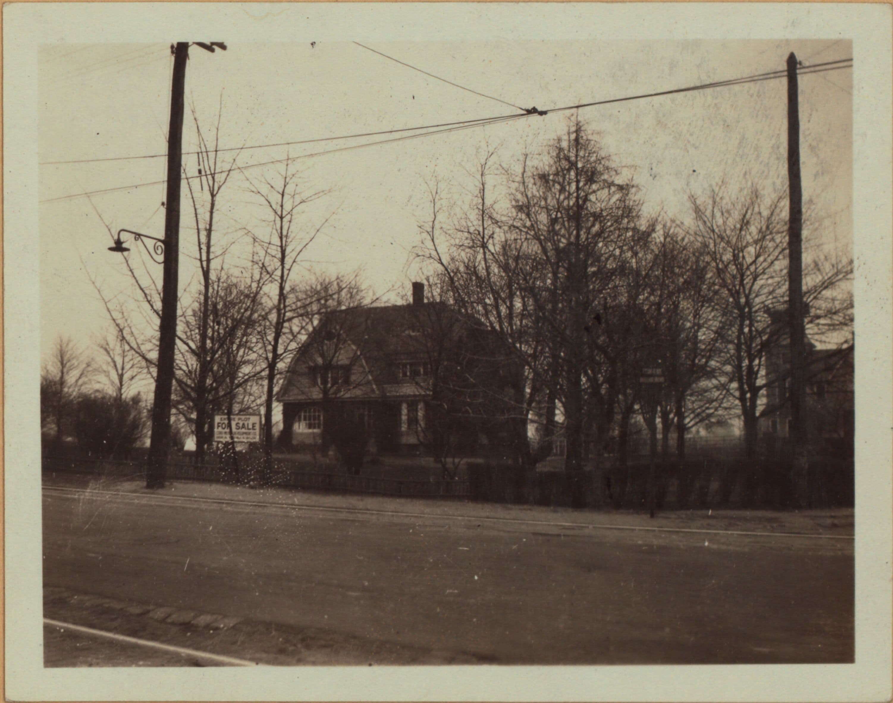 Queens: 69th Avenue - Queens Boulevard