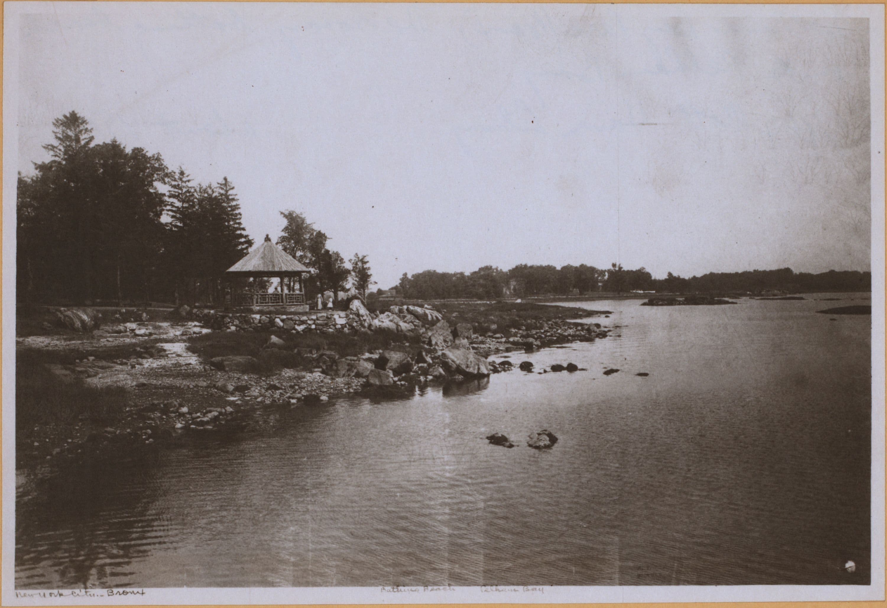 Bronx: Pelham Bay Park.