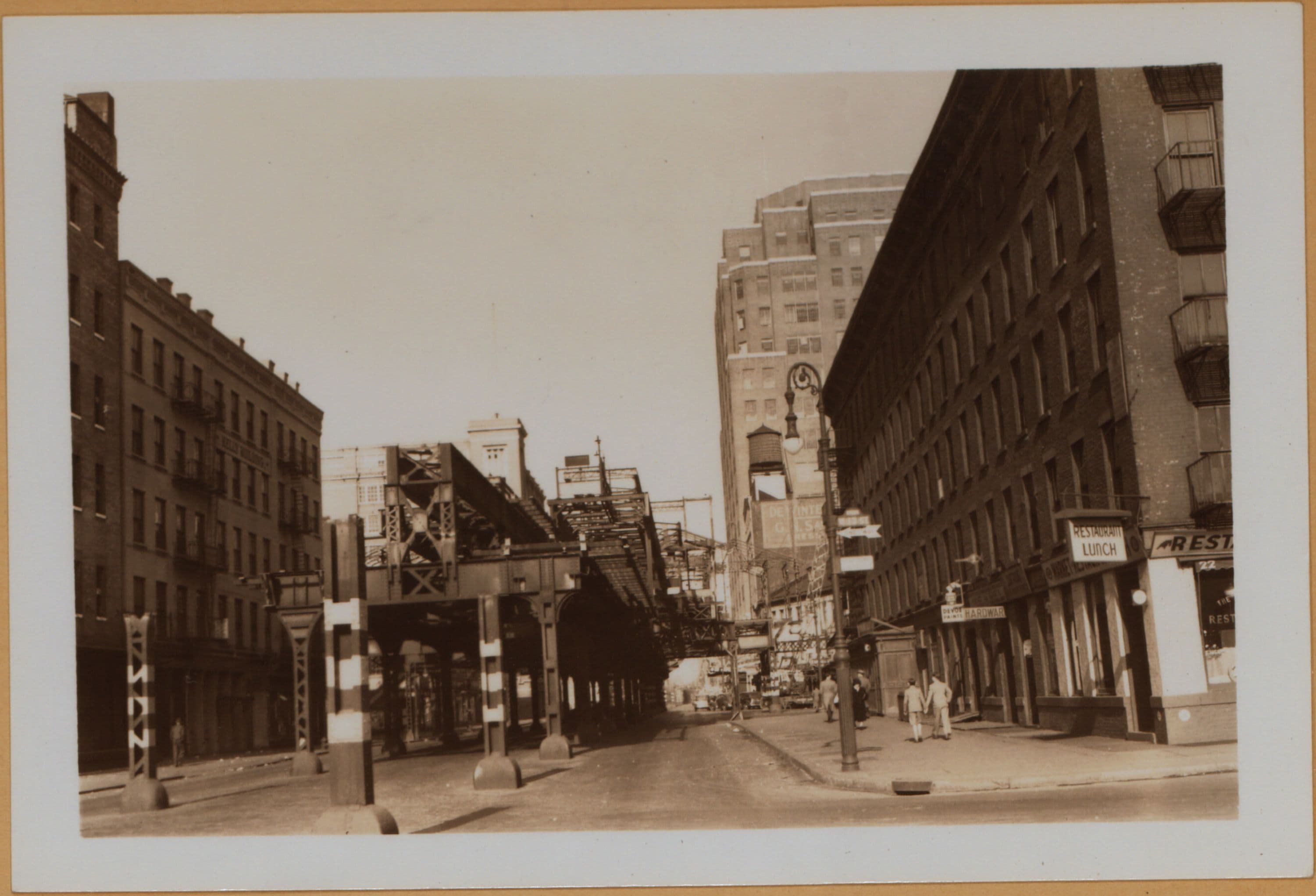 Manhattan: 9th Avenue - 12th Street (West), 1941