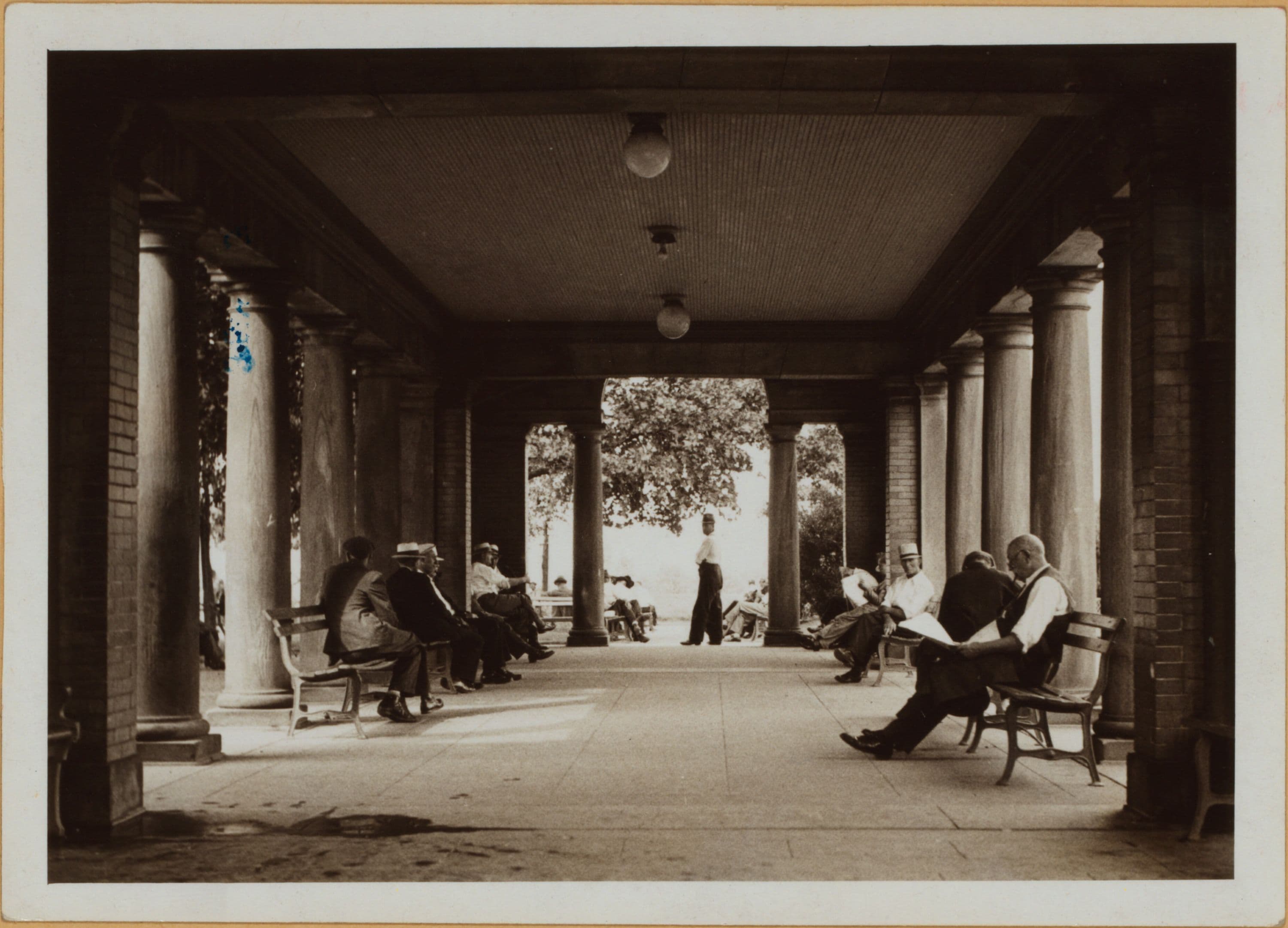 Brooklyn: 5th Avenue - 11th Street
