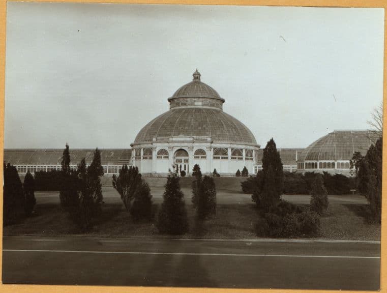 Bronx: Bronx Park - Botanical Gardens.