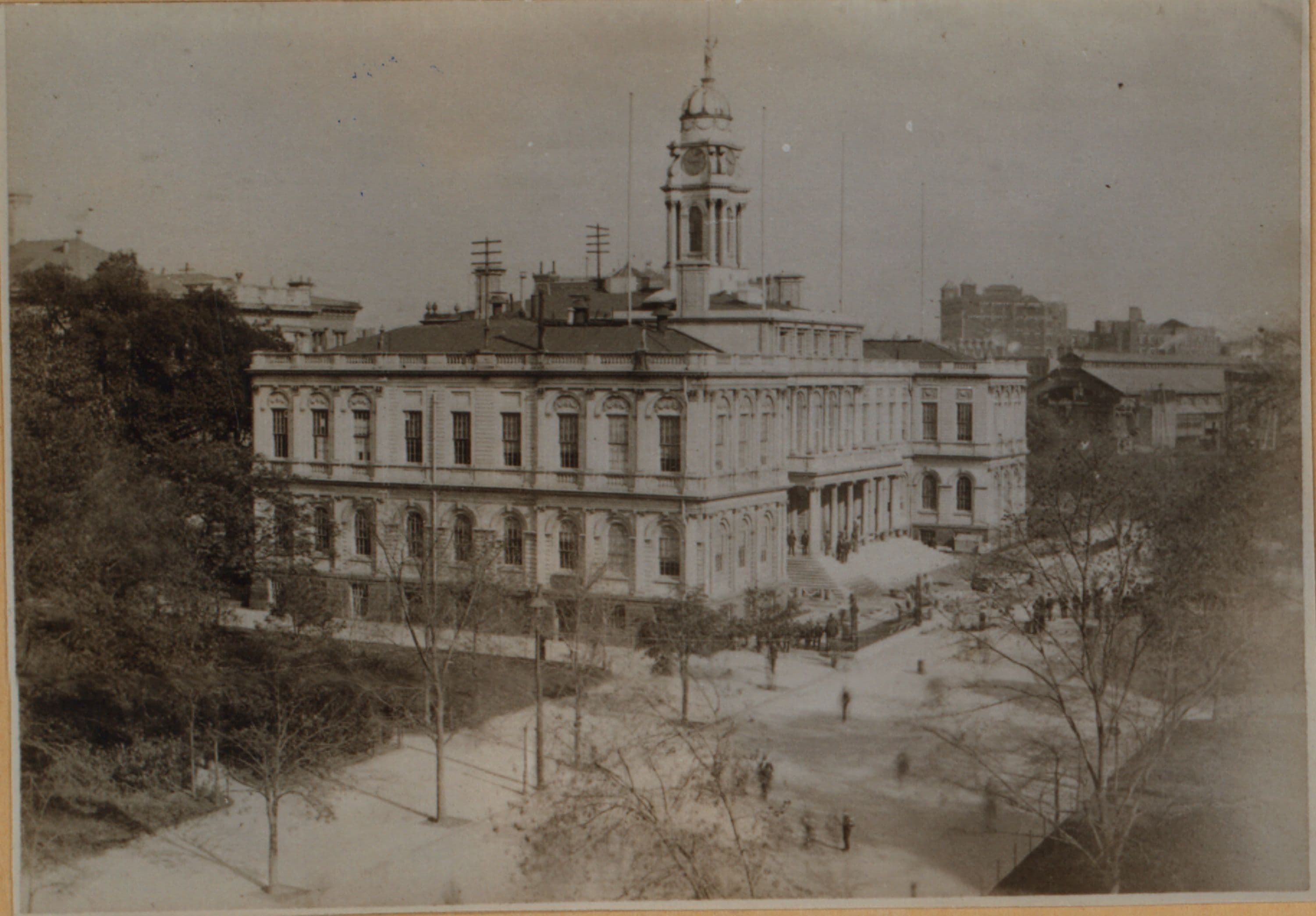 Manhattan: City Hall Park - New York County Court House; Hall of Records.