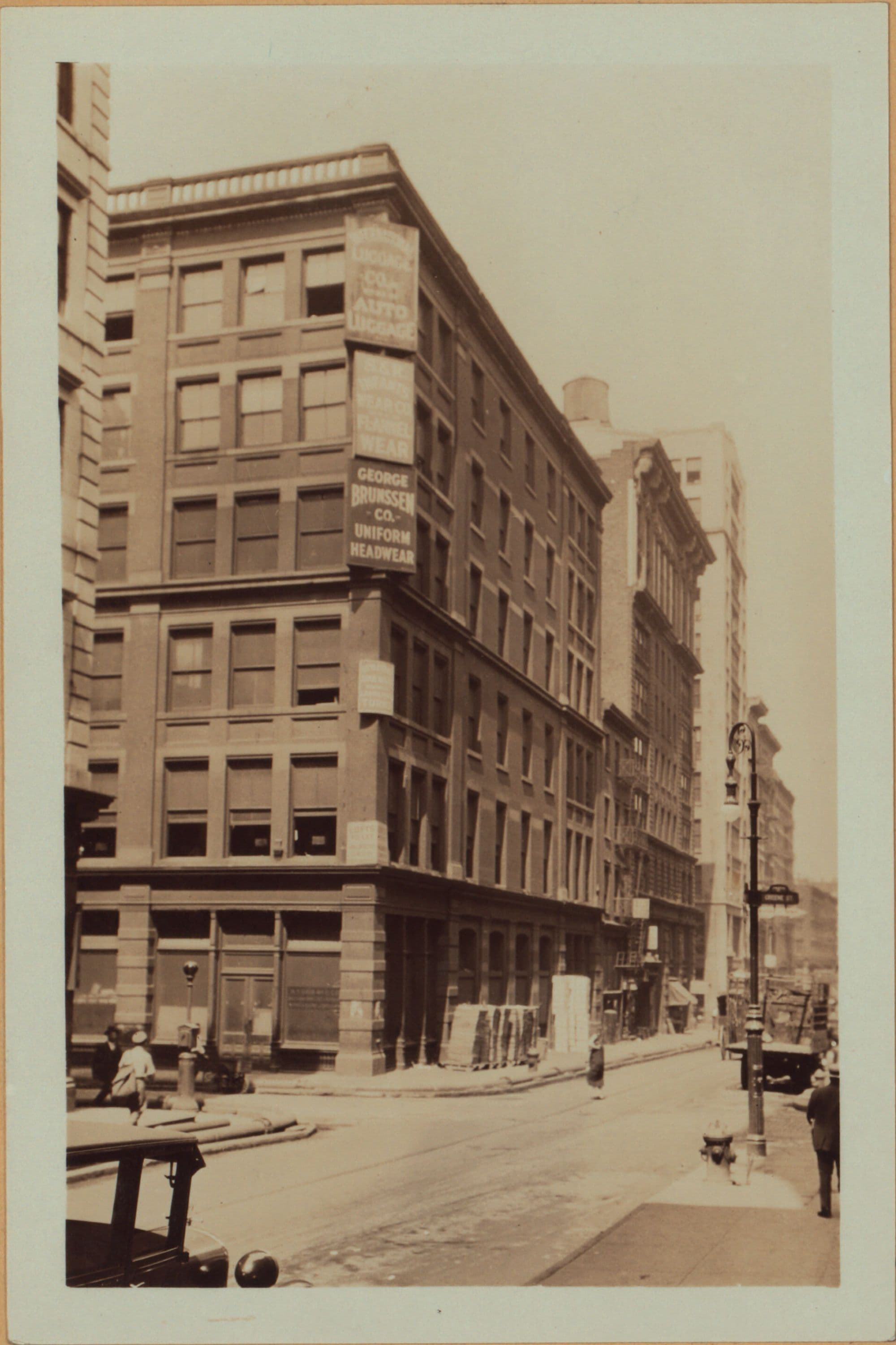 Manhattan: Houston Street (West - Greene Street, 1929