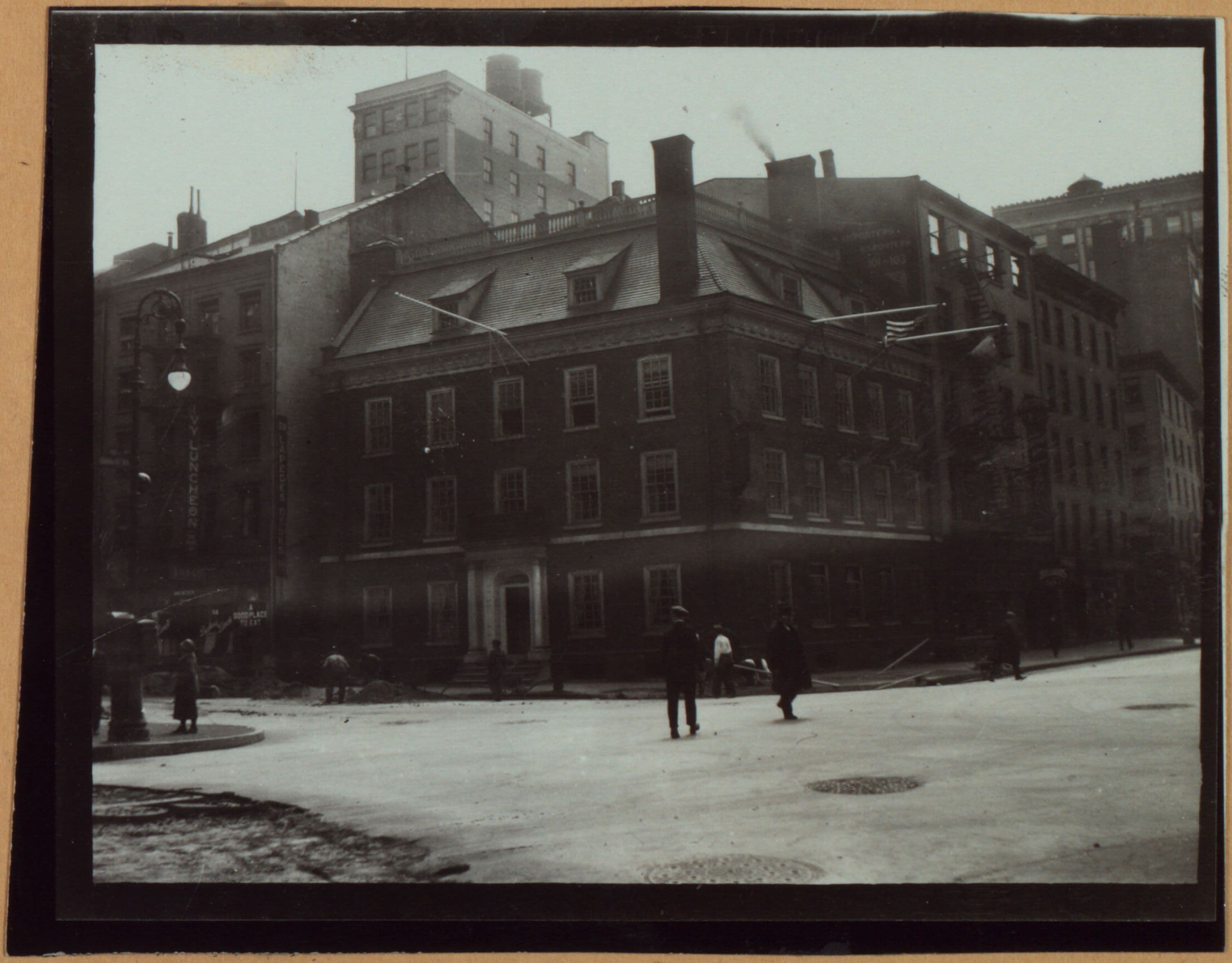 Manhattan: Pearl Street - Broad Street