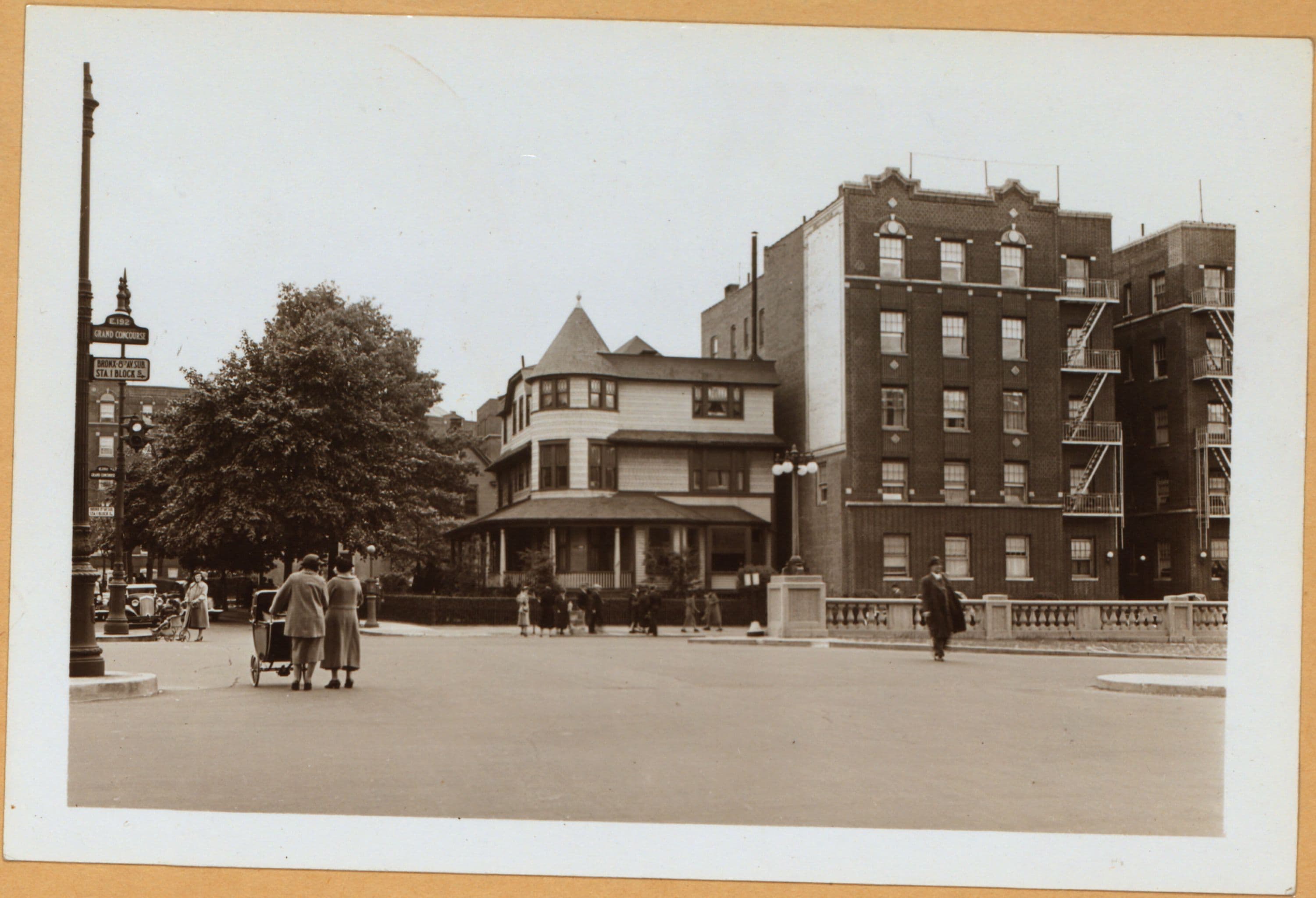 Bronx: Grand Concourse - 192nd Street (East)