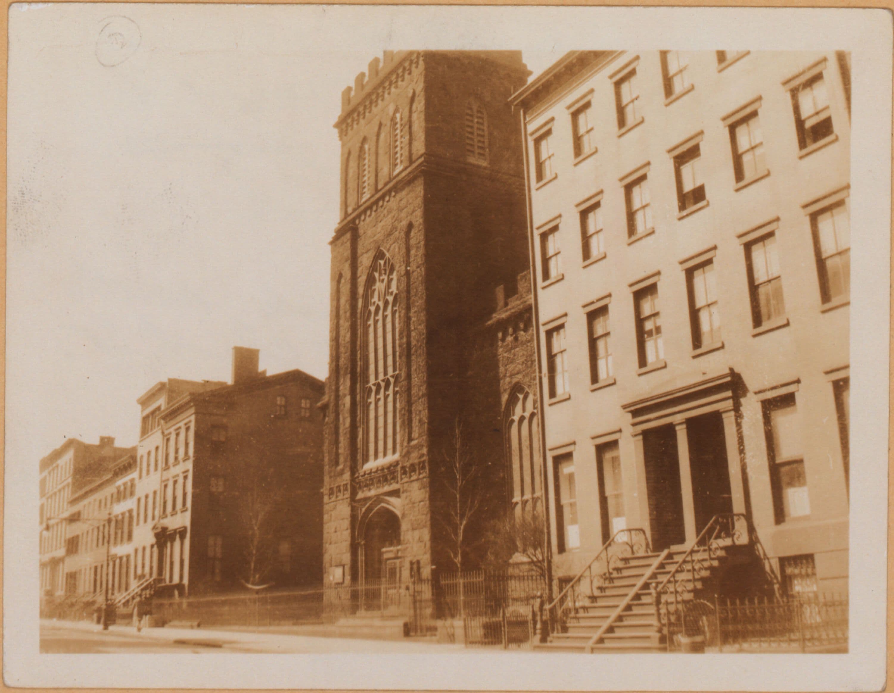 Brooklyn: Henry Street - Clark Street