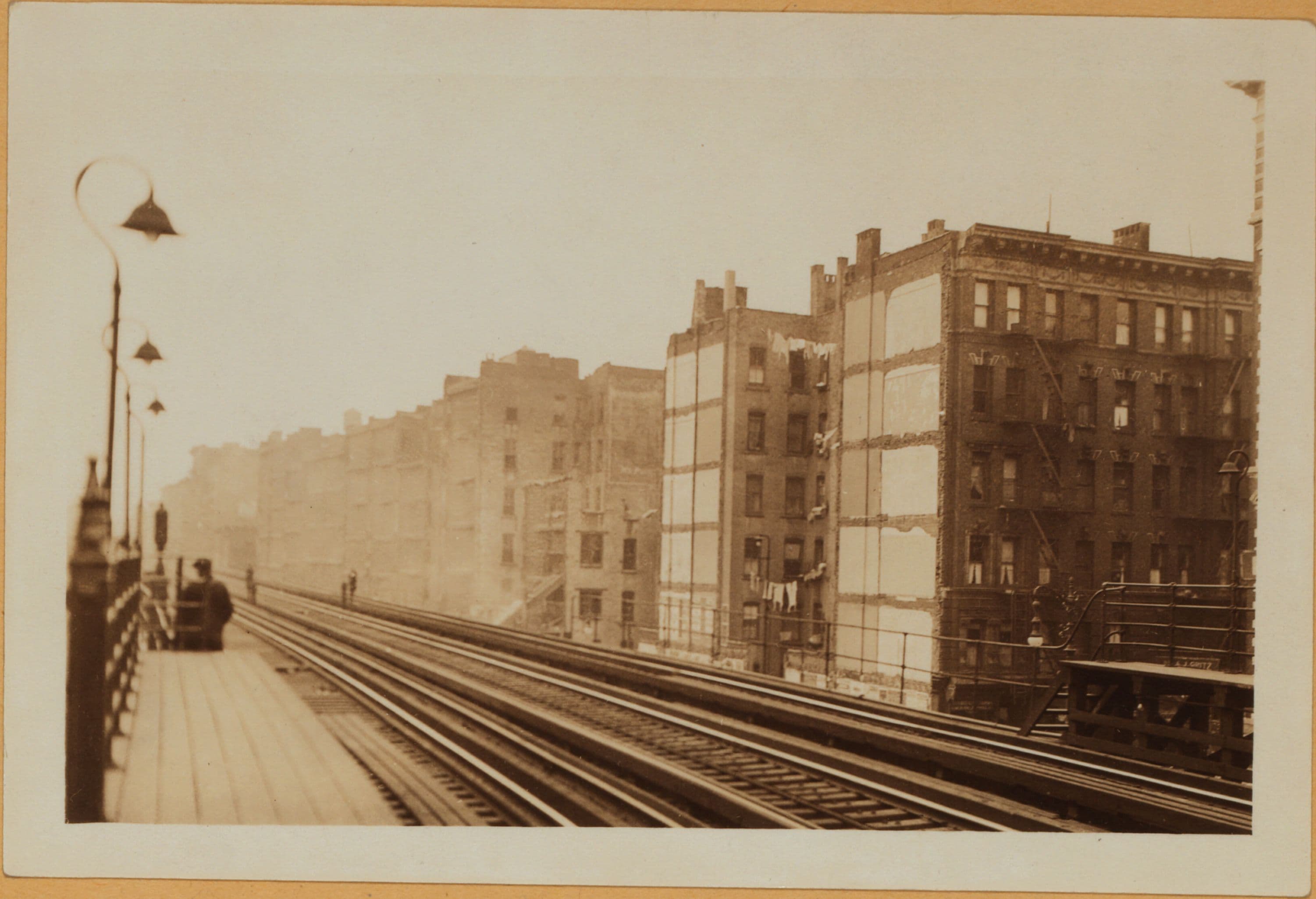 Manhattan: 1st Ave. - Allen St.